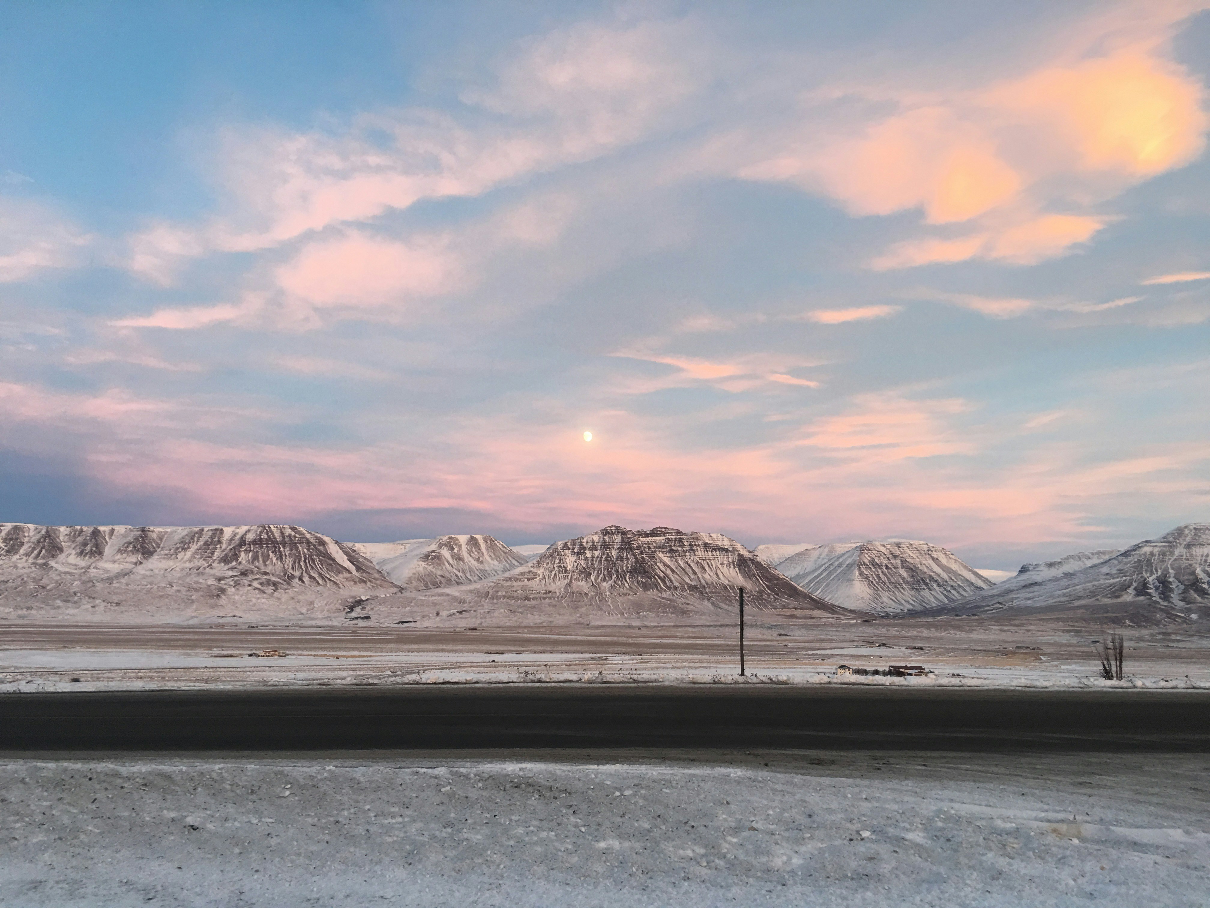 Free Unsplash photo from Taylor Wilson