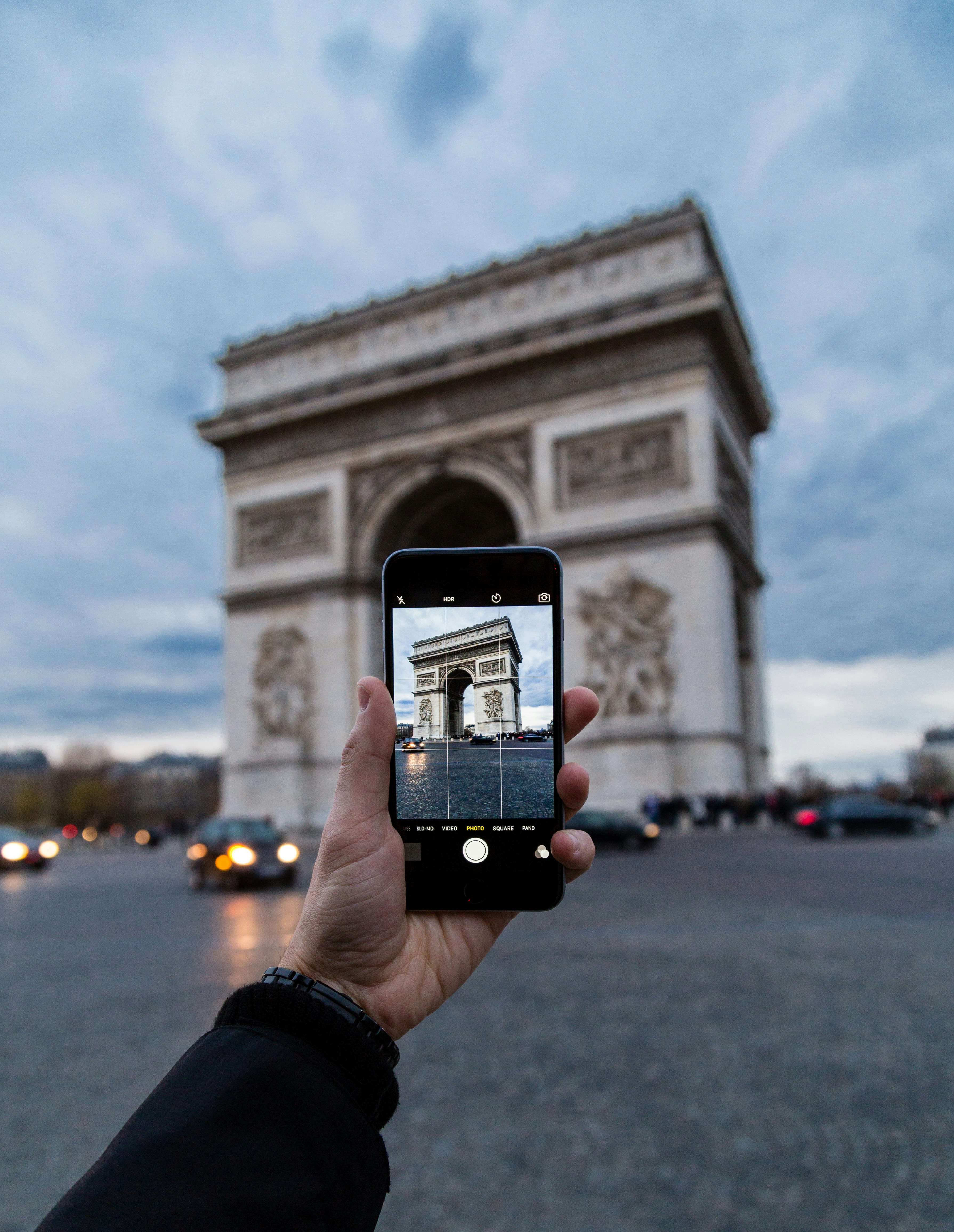 Taking photo of Eiffel Tower