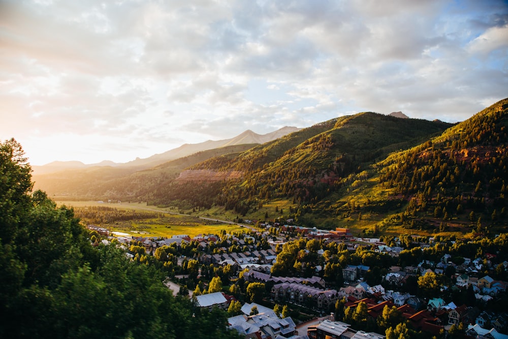 Photographie aérienne de paysage pendant la journée