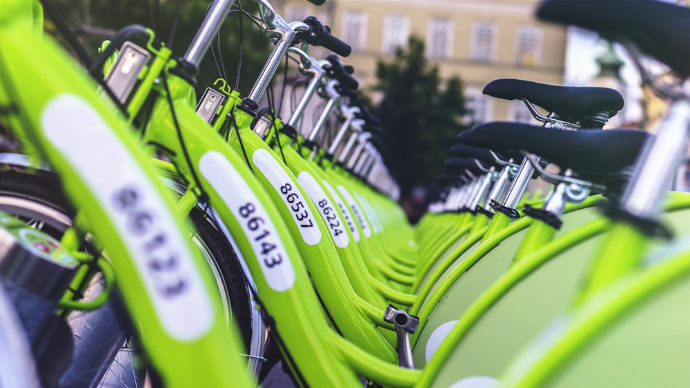 Bicicletas verdes en línea