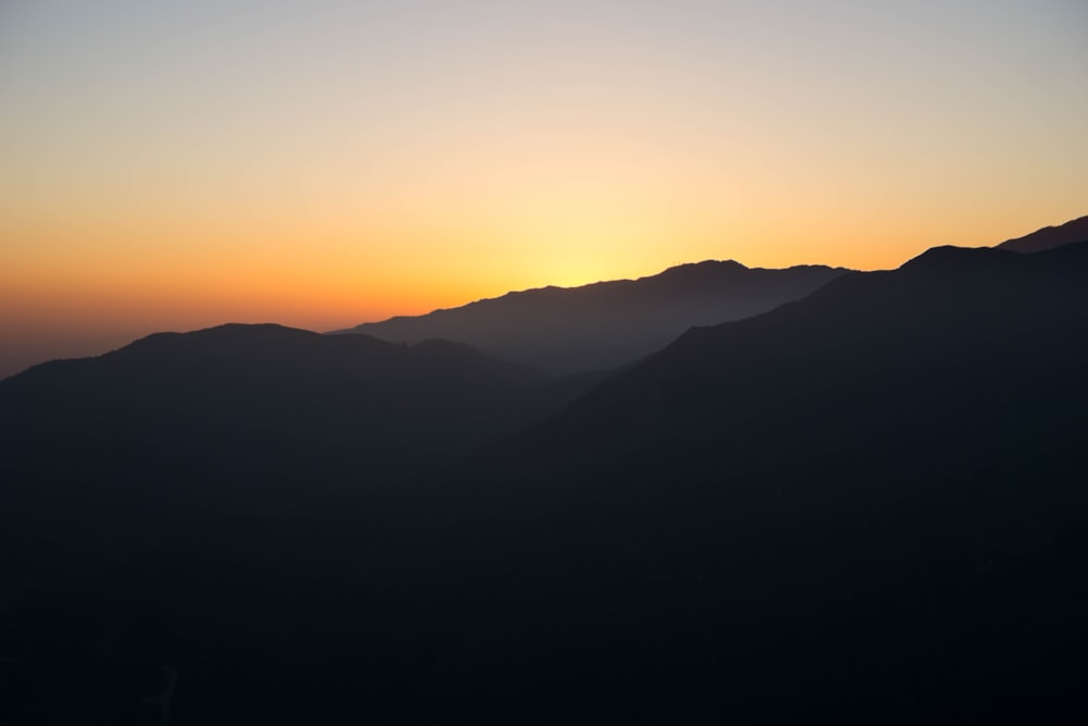 Silhouette der Berge