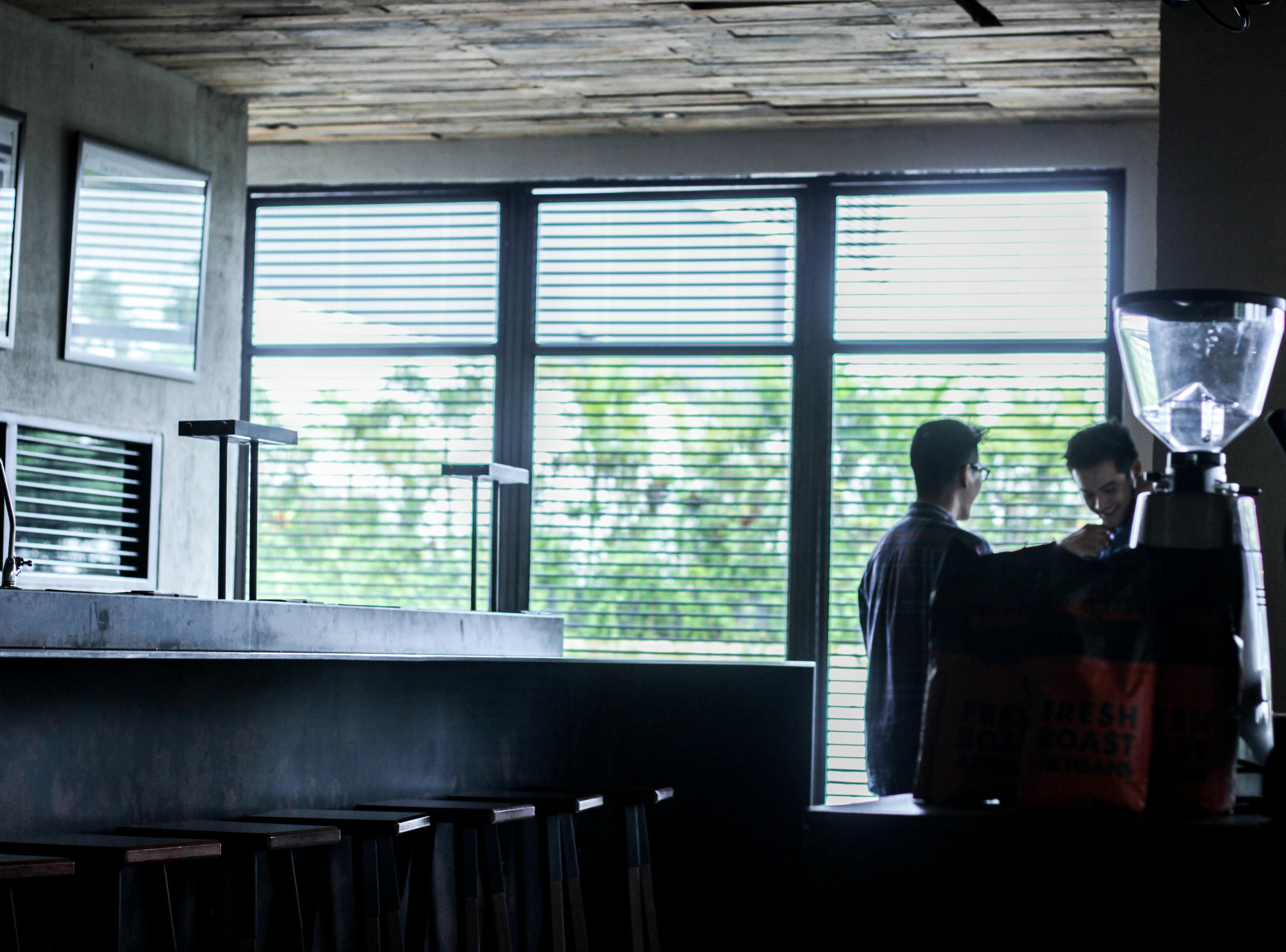 Free Unsplash photo from Yoel Peterson