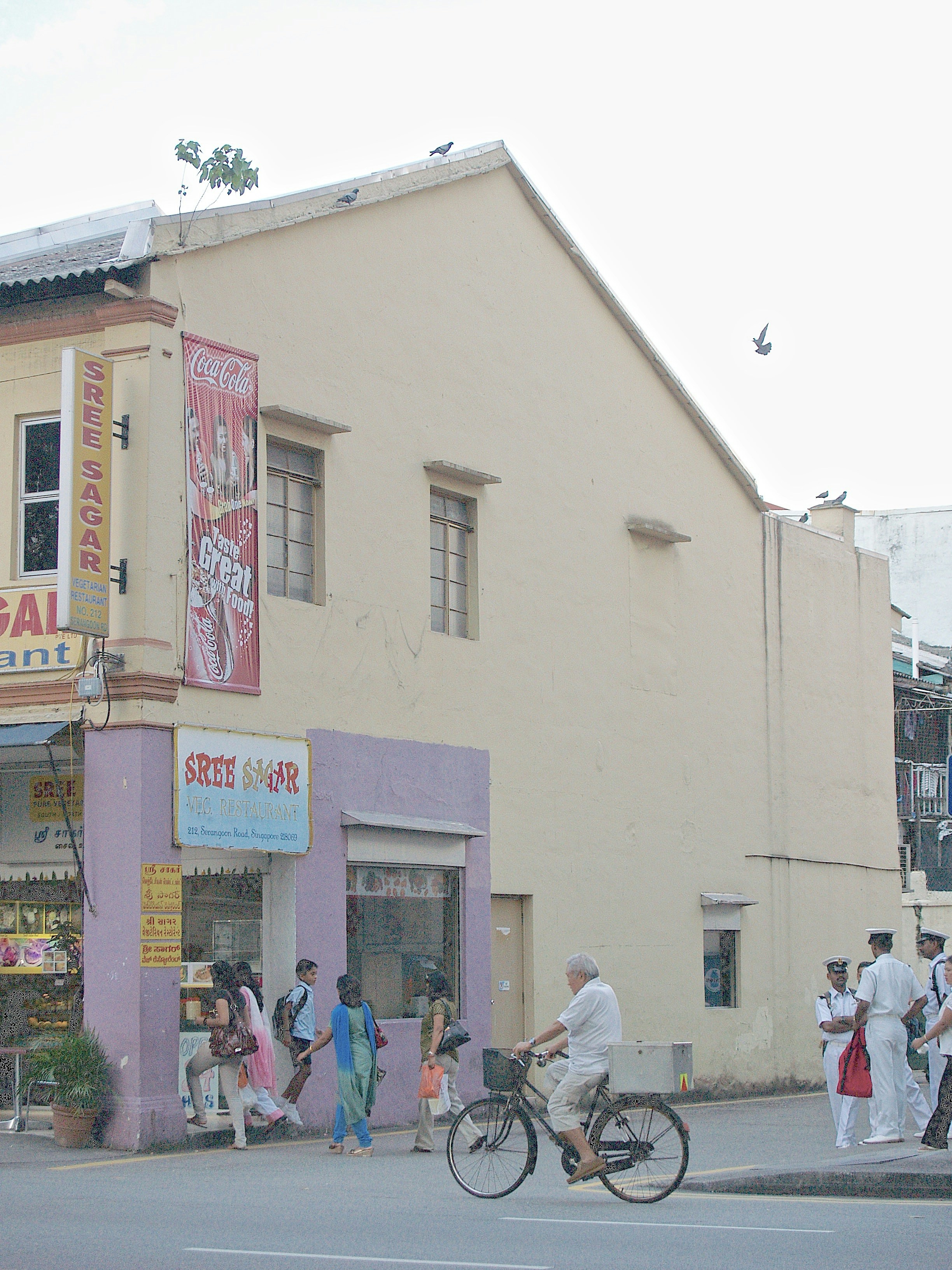 Free Unsplash photo from Adrian Agoes