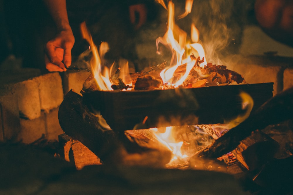 Fotografia time lapse di legna da ardere in fiamme