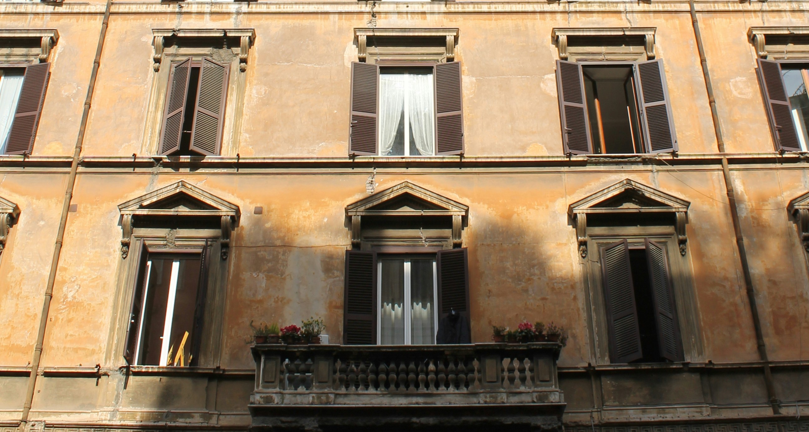 Free Unsplash photo from Pascal Chanel