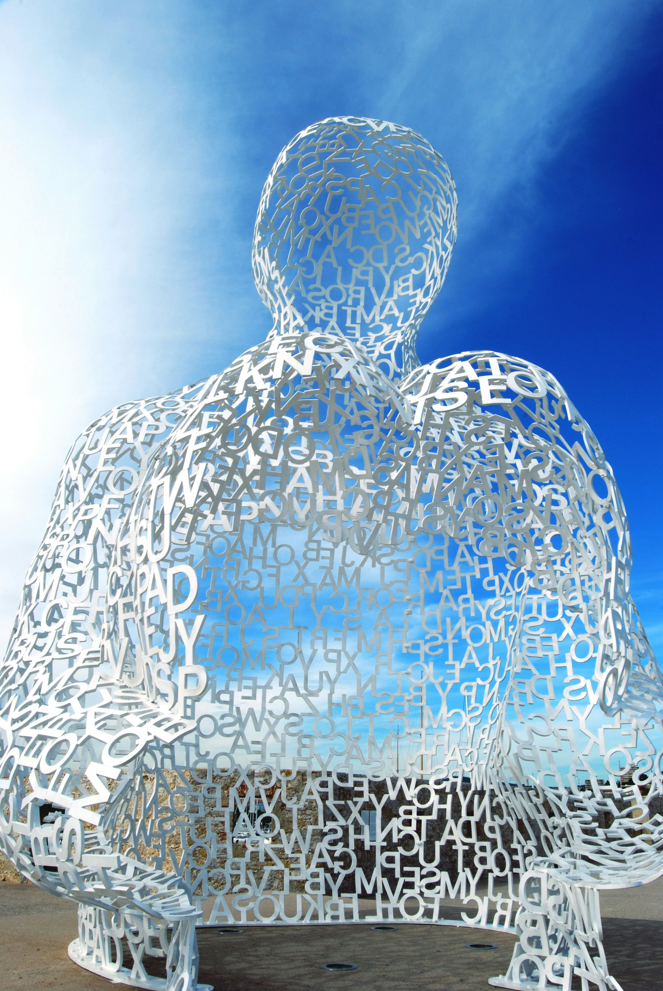 Free Unsplash photo from Michel Speak