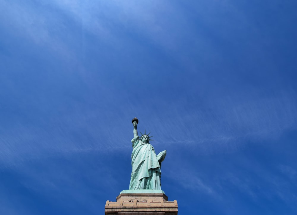 vista de ojos de gusanos de la Estatua de la Libertad