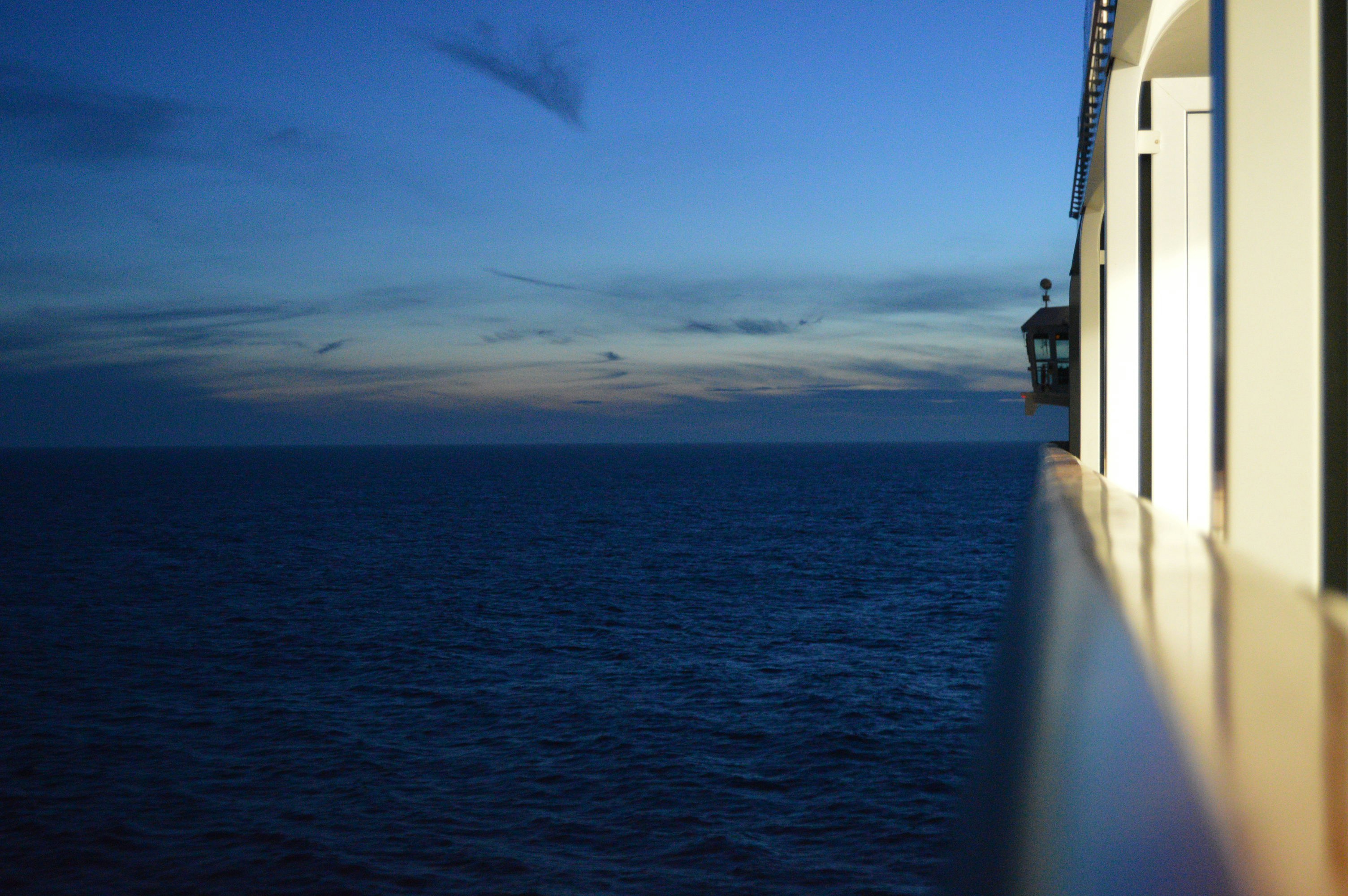 Free Unsplash photo from Claudia Comaru