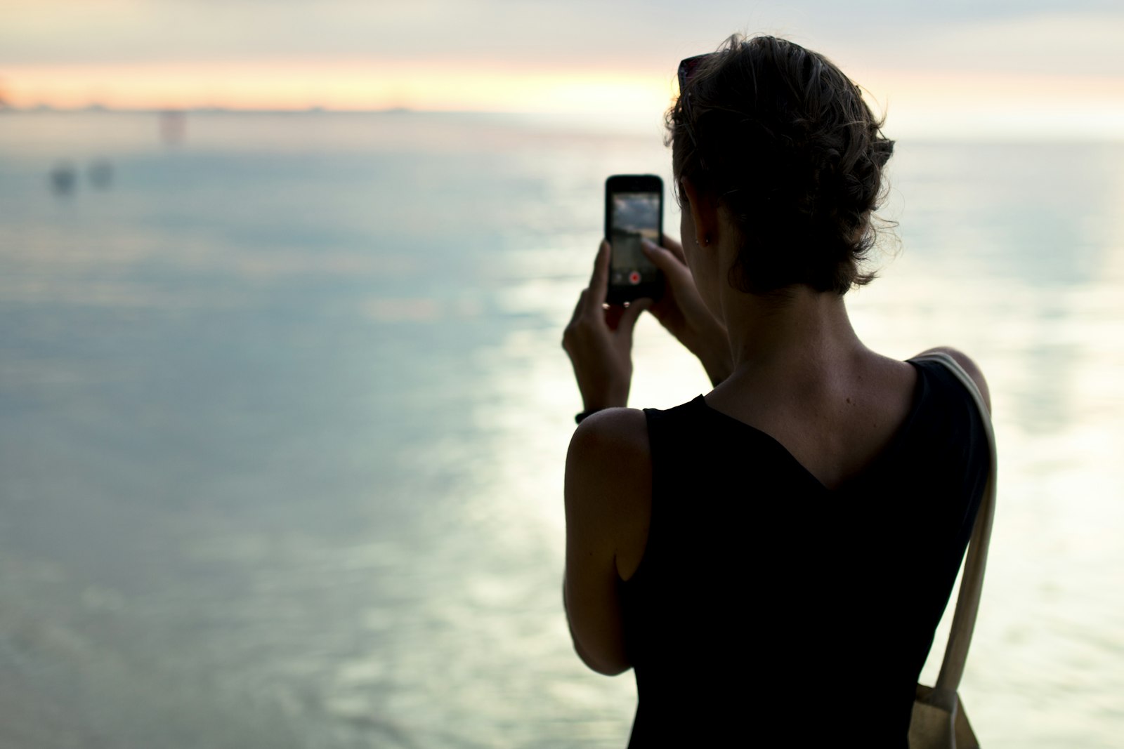 Canon EOS 5D Mark III + Sigma 50mm F1.4 EX DG HSM sample photo. Woman taking photo of photography