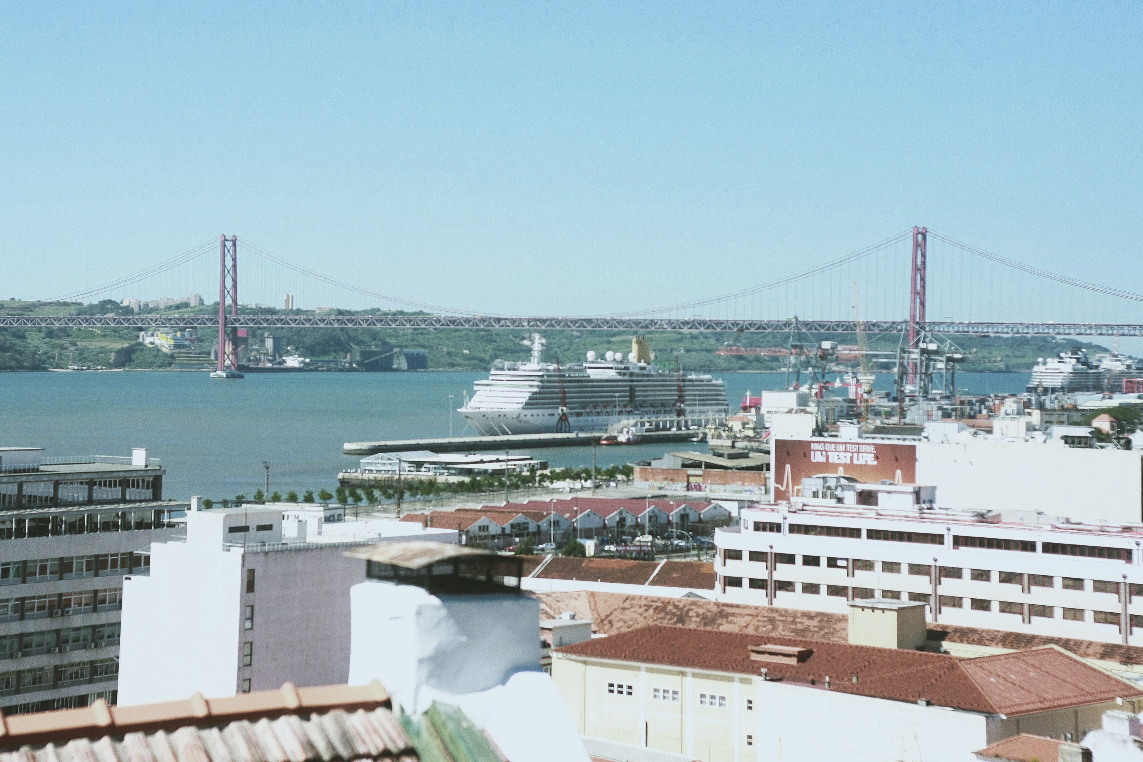 Free Unsplash photo from Hugo Domingos