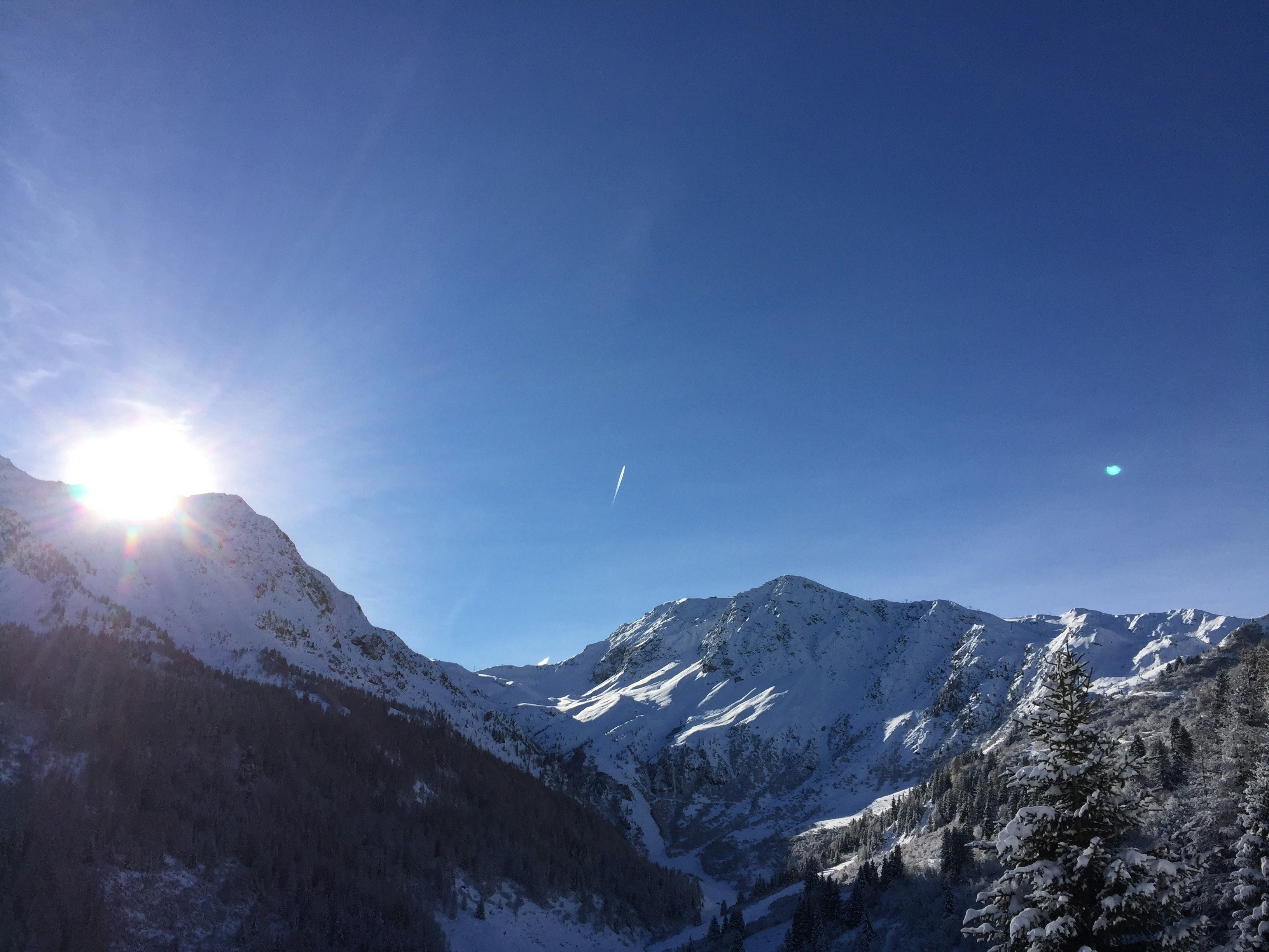 Free Unsplash photo from Miguel Bocquier