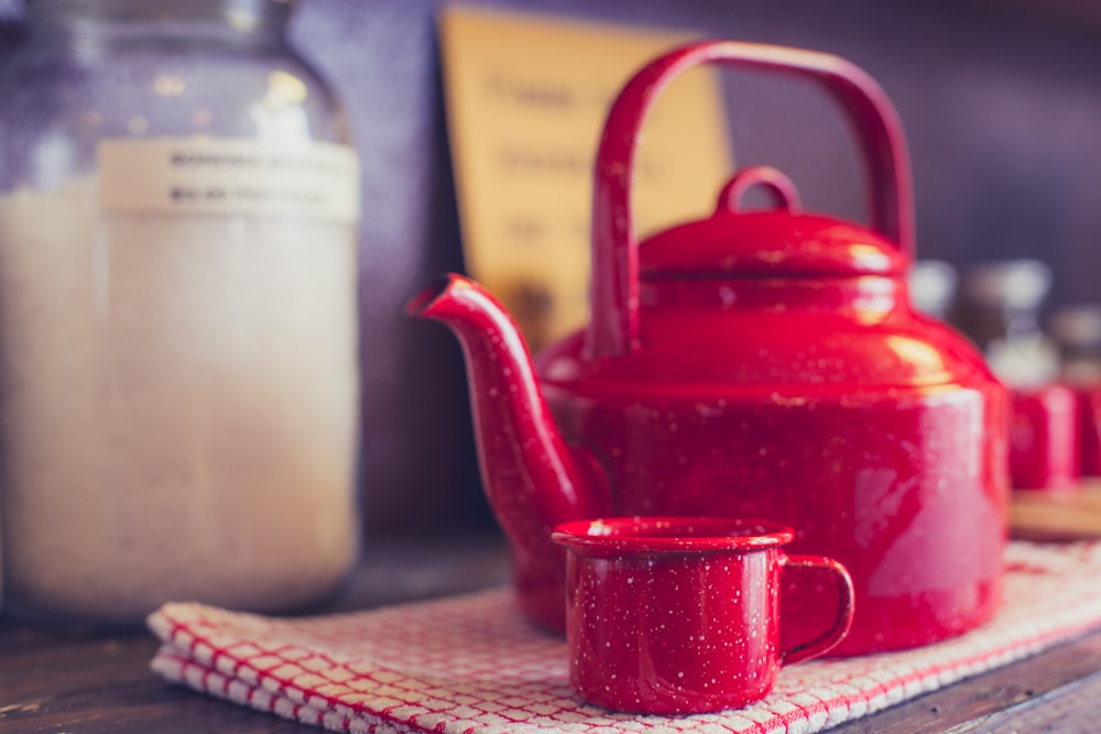 red steel kettle