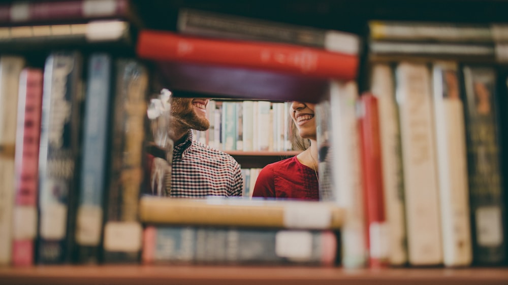 arrange book on shelf