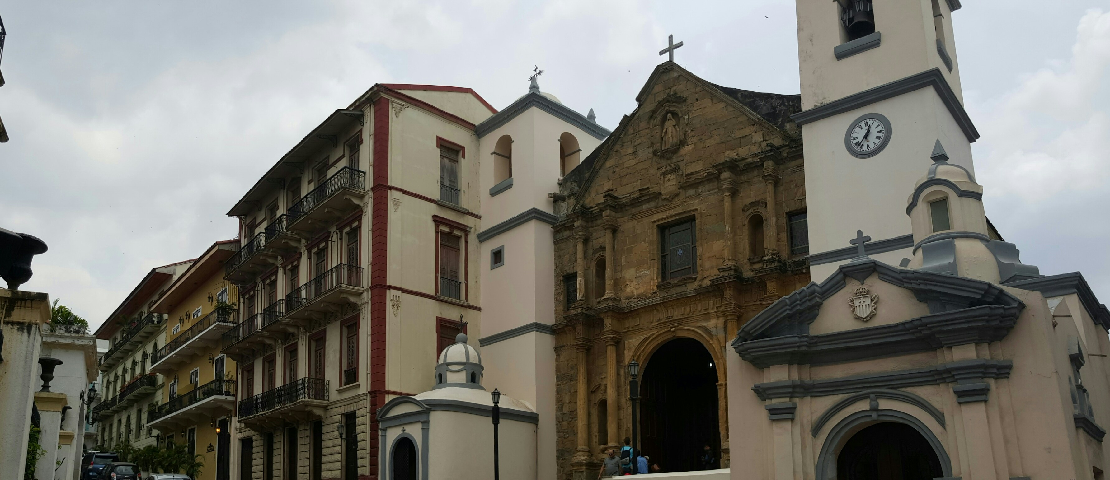 Free Unsplash photo from Frank Luis-ravelo