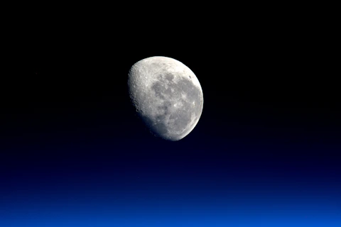 LuSEE-Night: The Moon Mission Hunting the First Echoes of the Universe