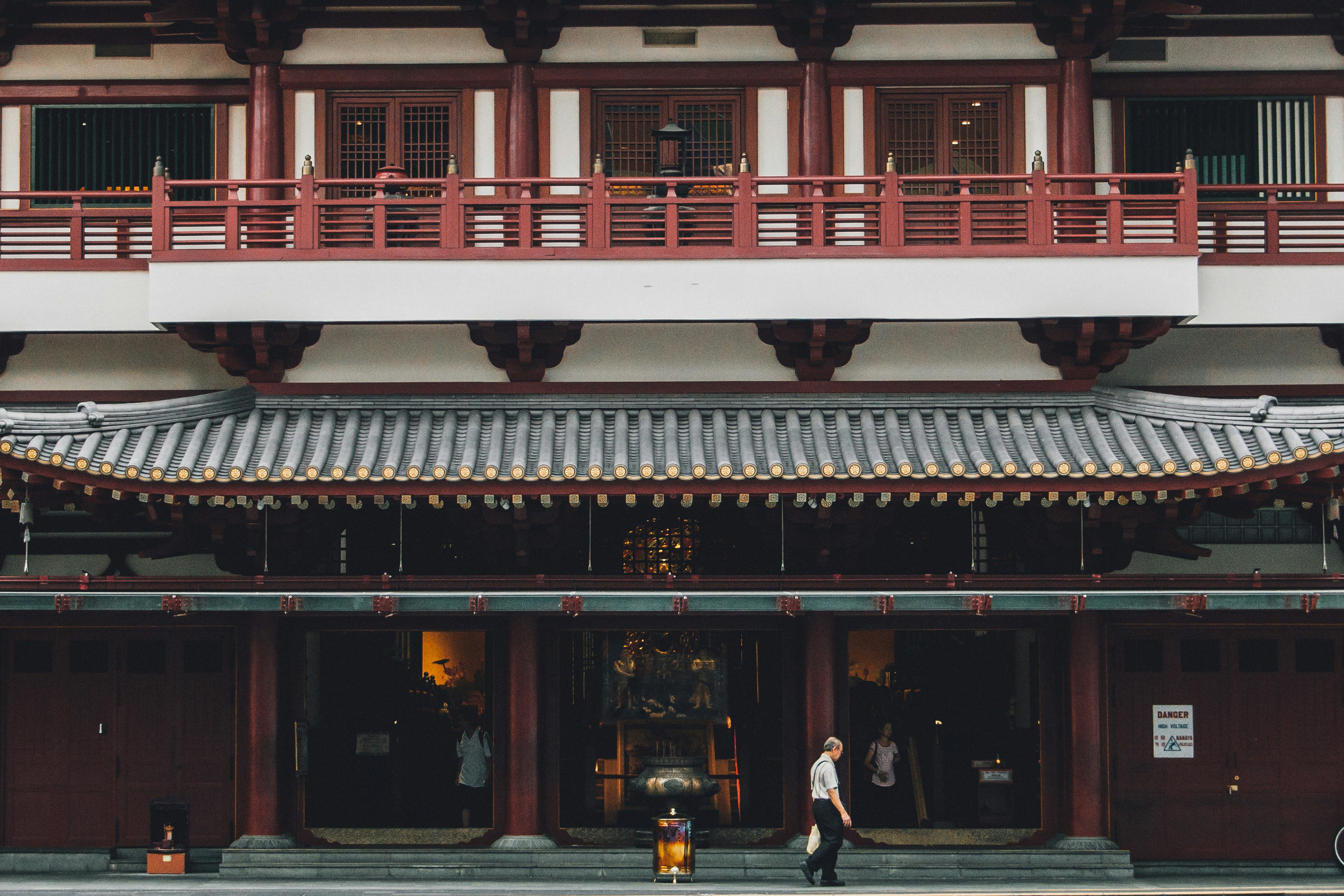 Free Unsplash photo from Lily Lvnatikk