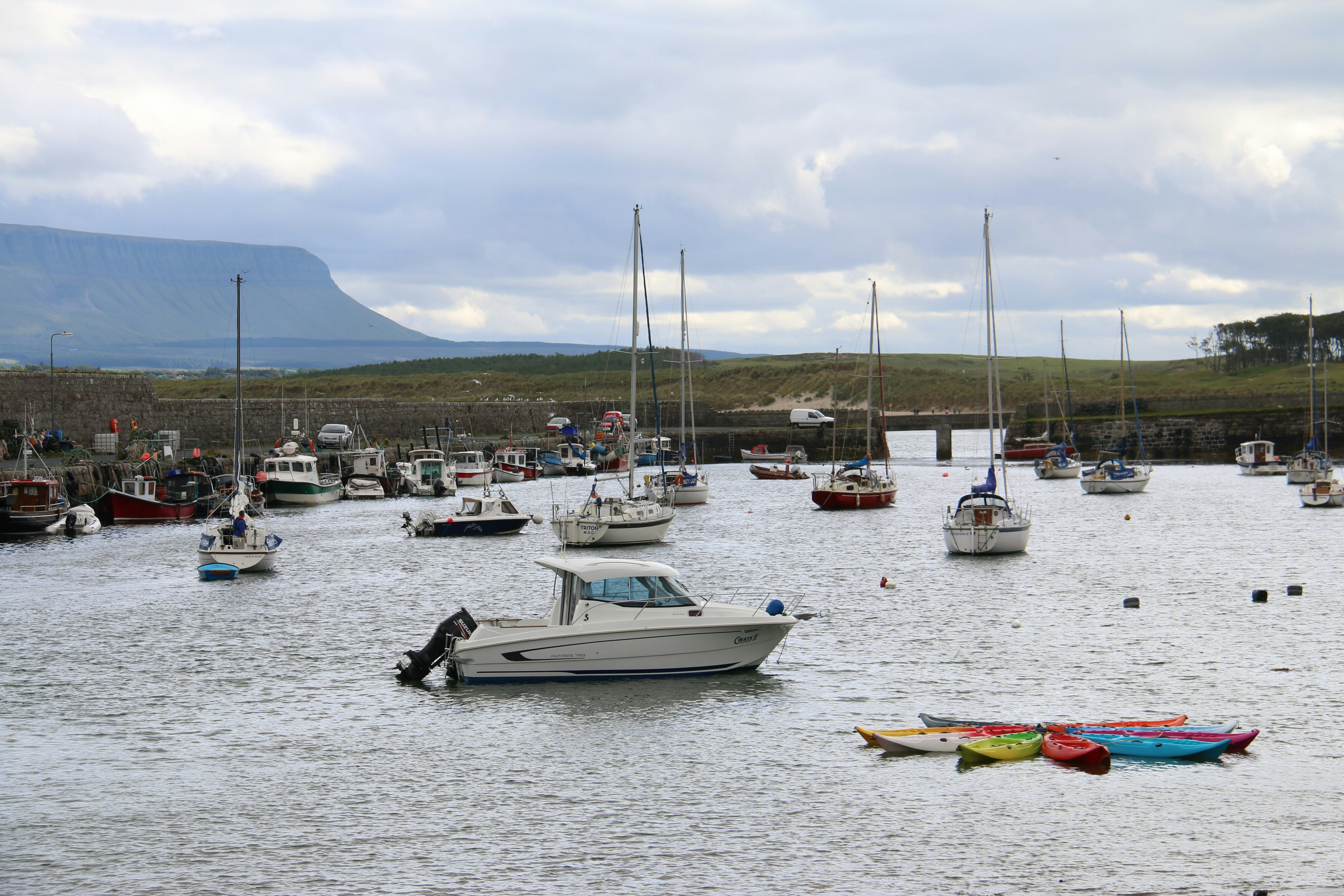 Free Unsplash photo from Bernard Hoa