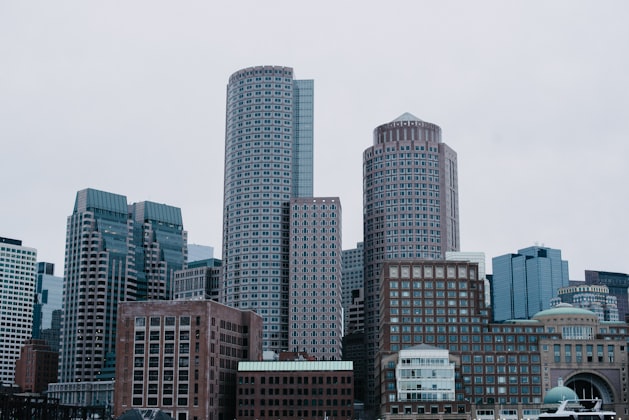 ROI de la connectivité 4G LTE industrielle : calcul & benchmarks sectoriels
