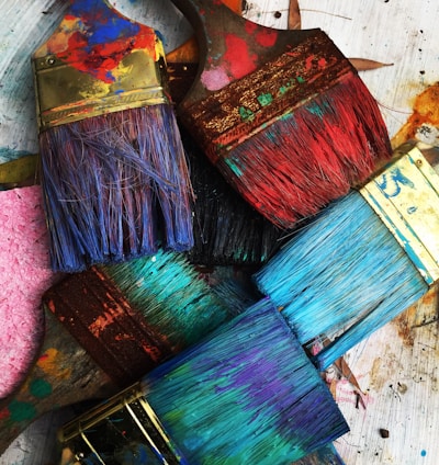 assorted-color paintbrushes