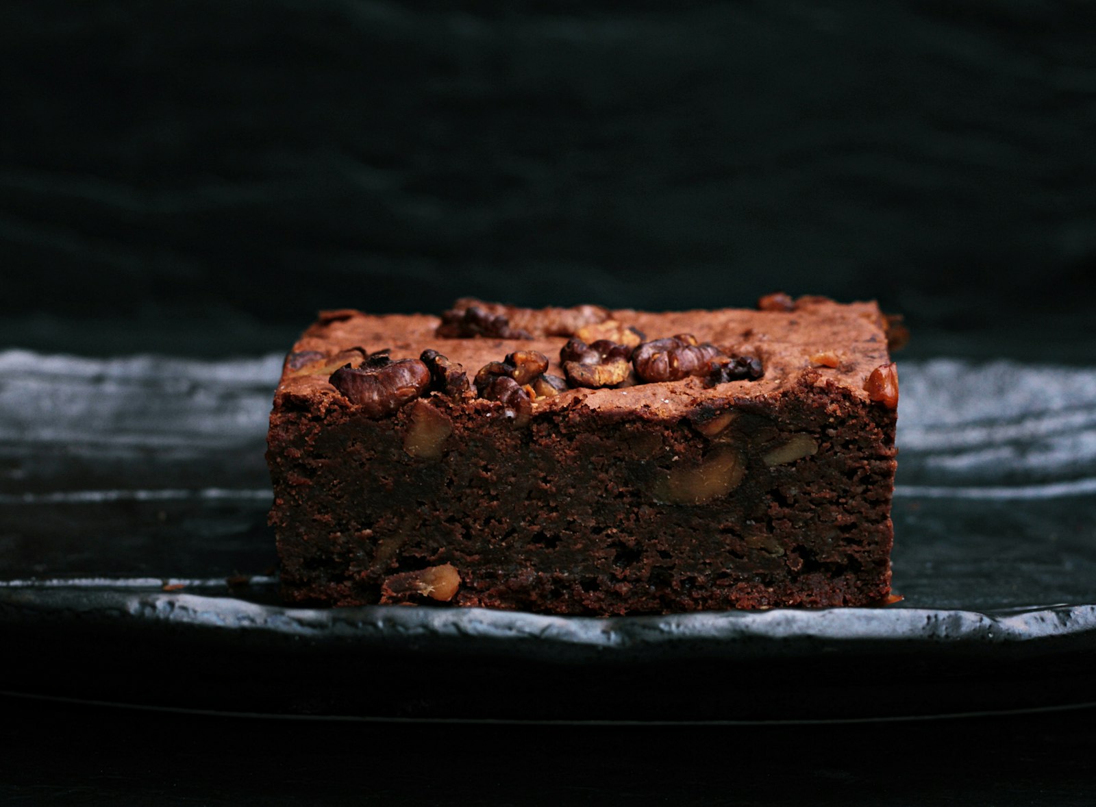 Canon EOS 7D + Canon EF 50mm F1.8 II sample photo. Sliced baked brownies on photography