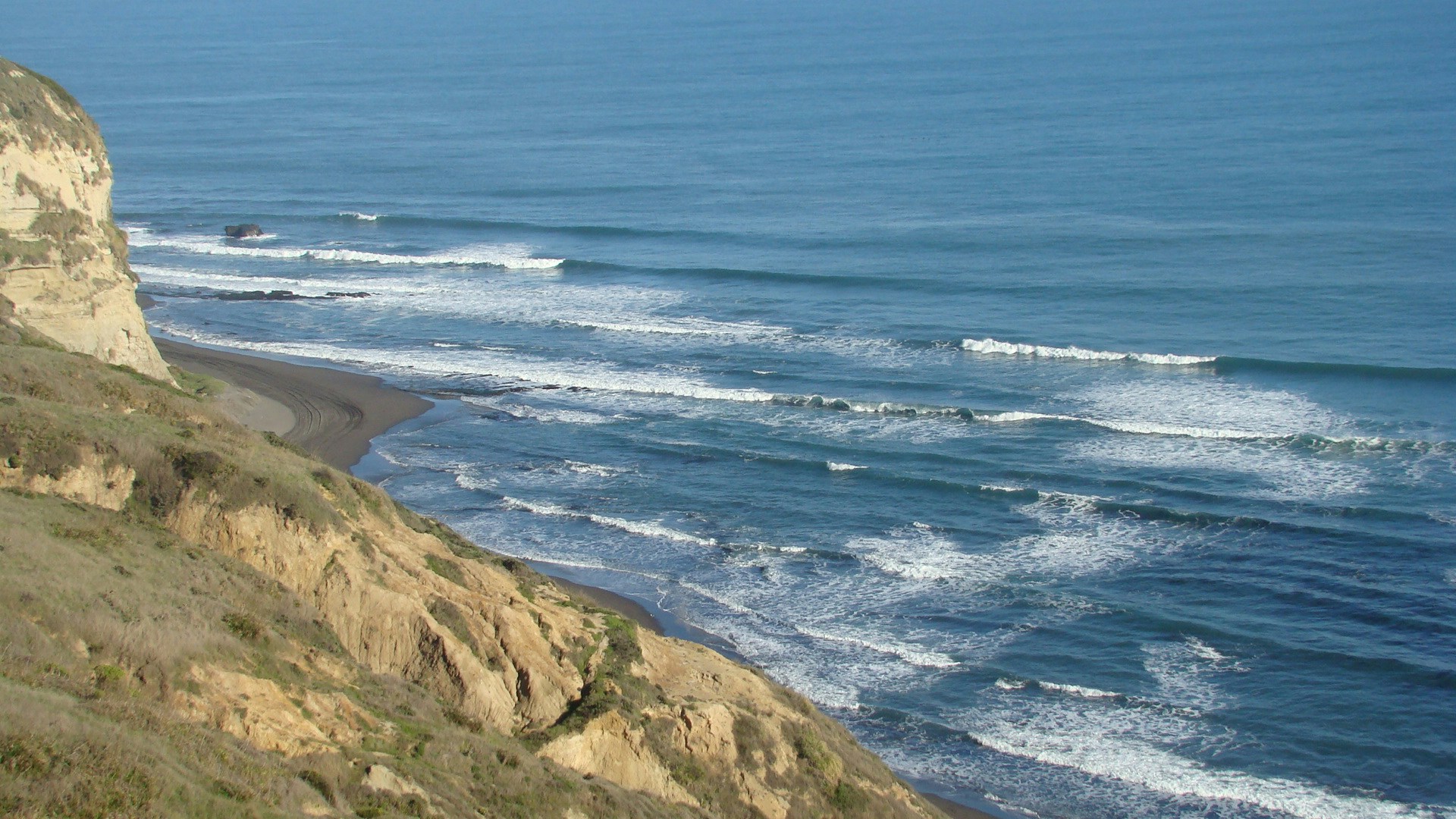 Free Unsplash photo from Pablo Fierro