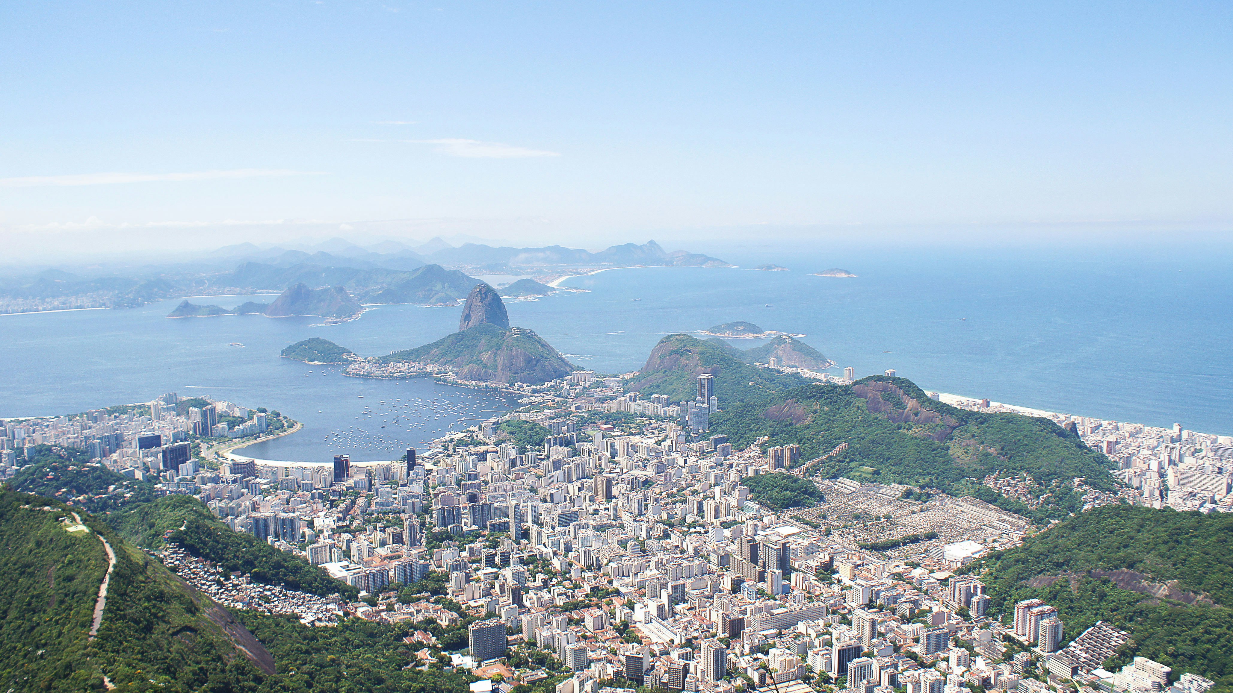 aerial photography of city near body of water at daytime