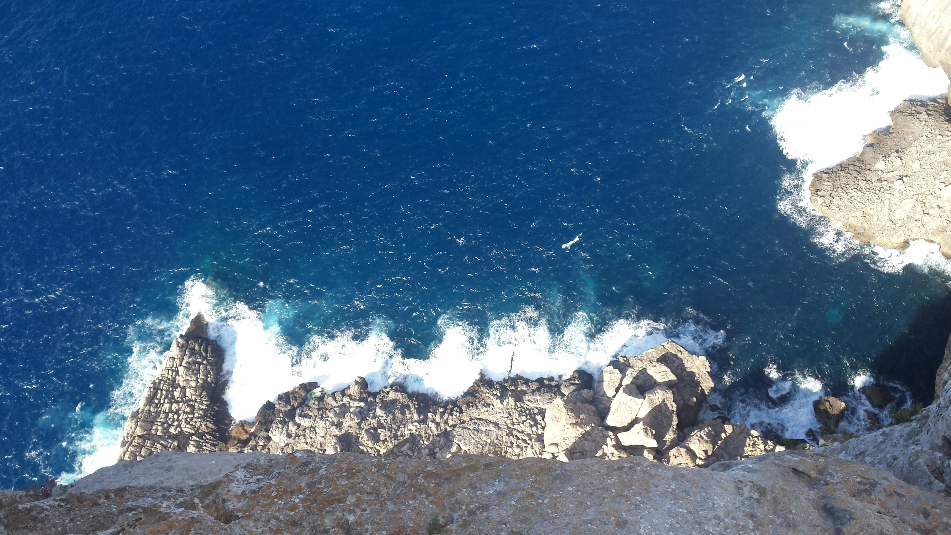 Free Unsplash photo from Dimitri Tyan