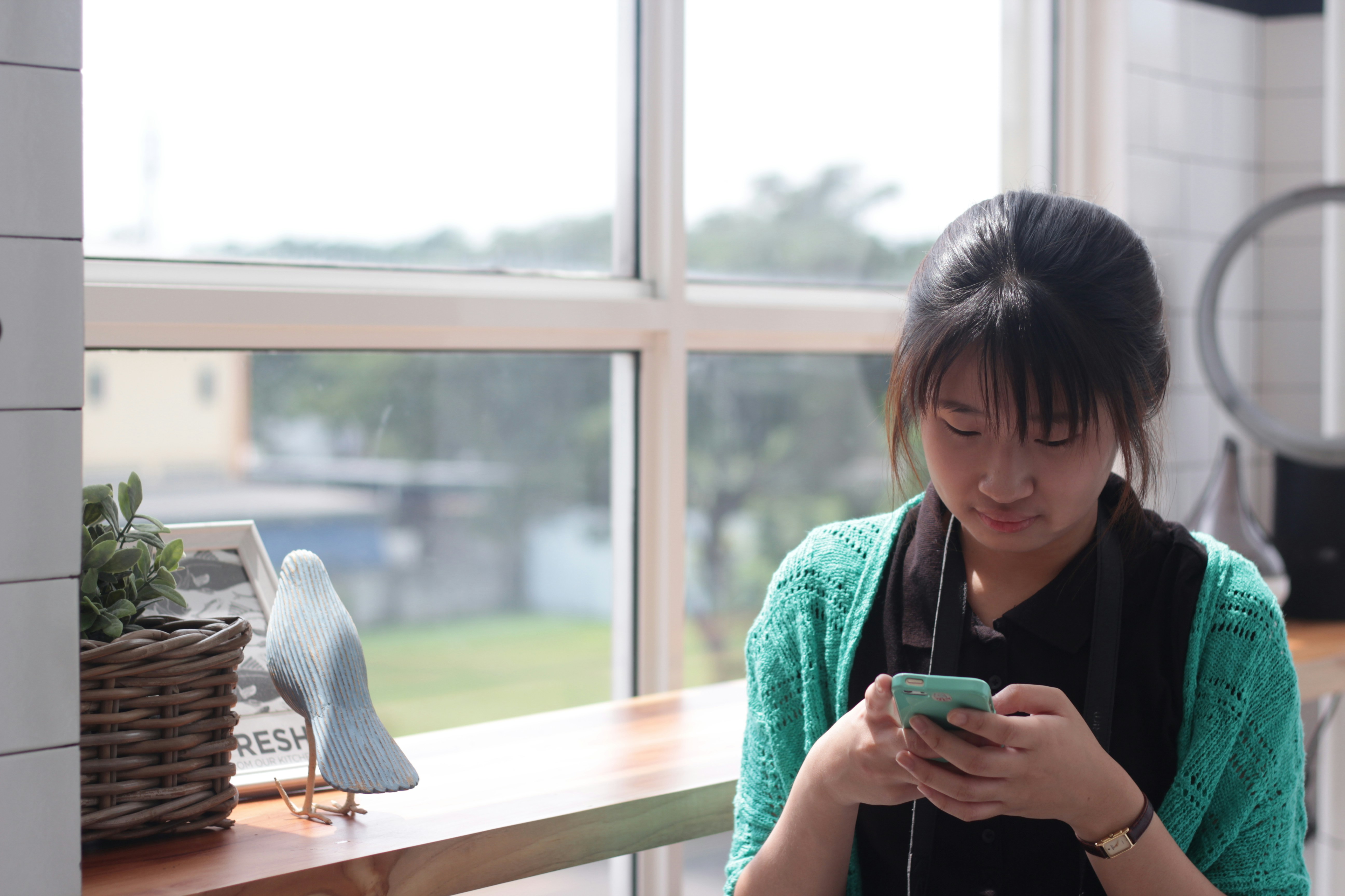 Free Unsplash photo from Yoel Peterson