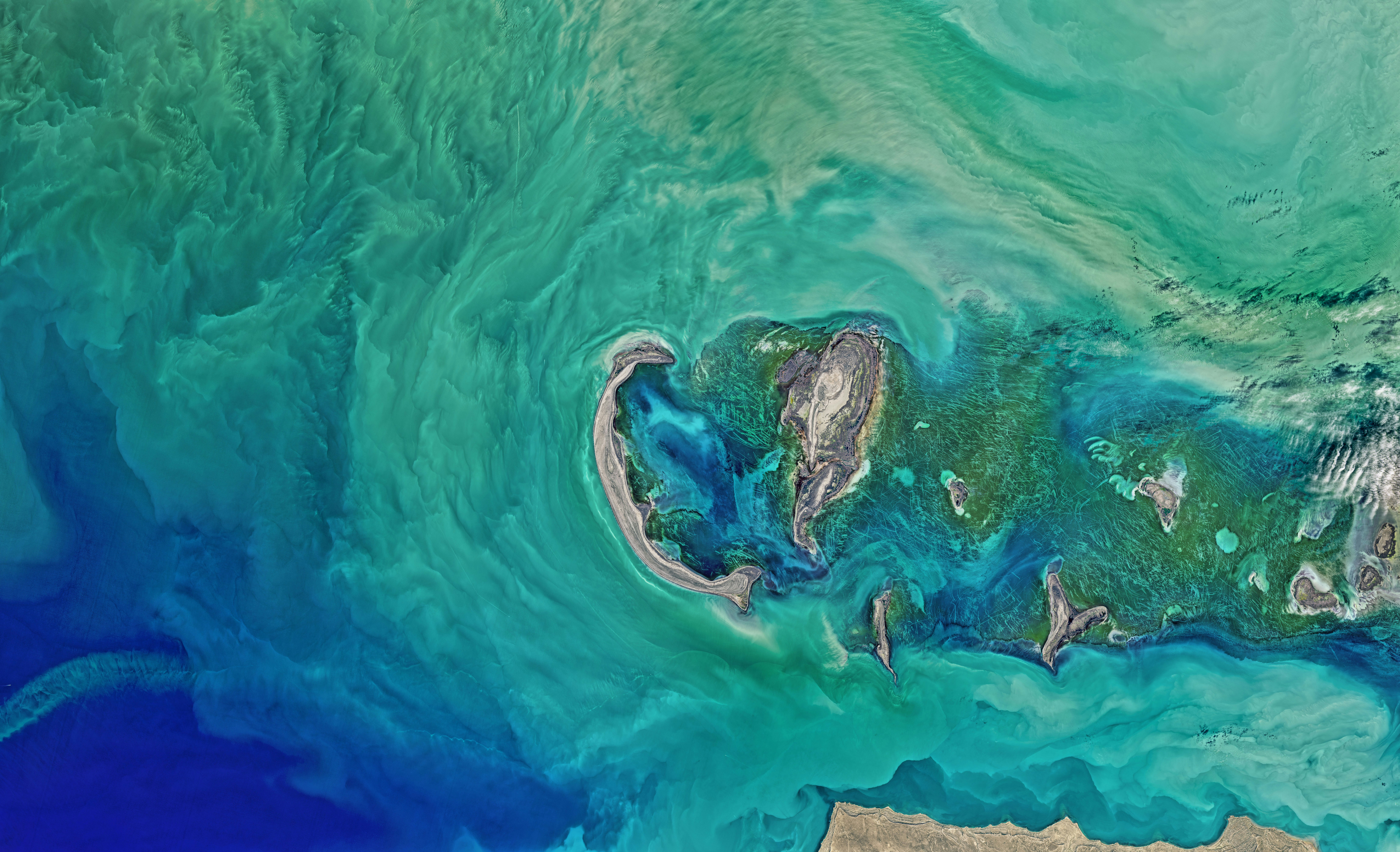 aerial photograph of islands