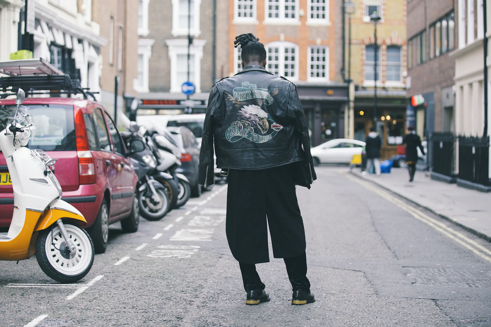 London Fashion Week (September) 2032 countdown header photo