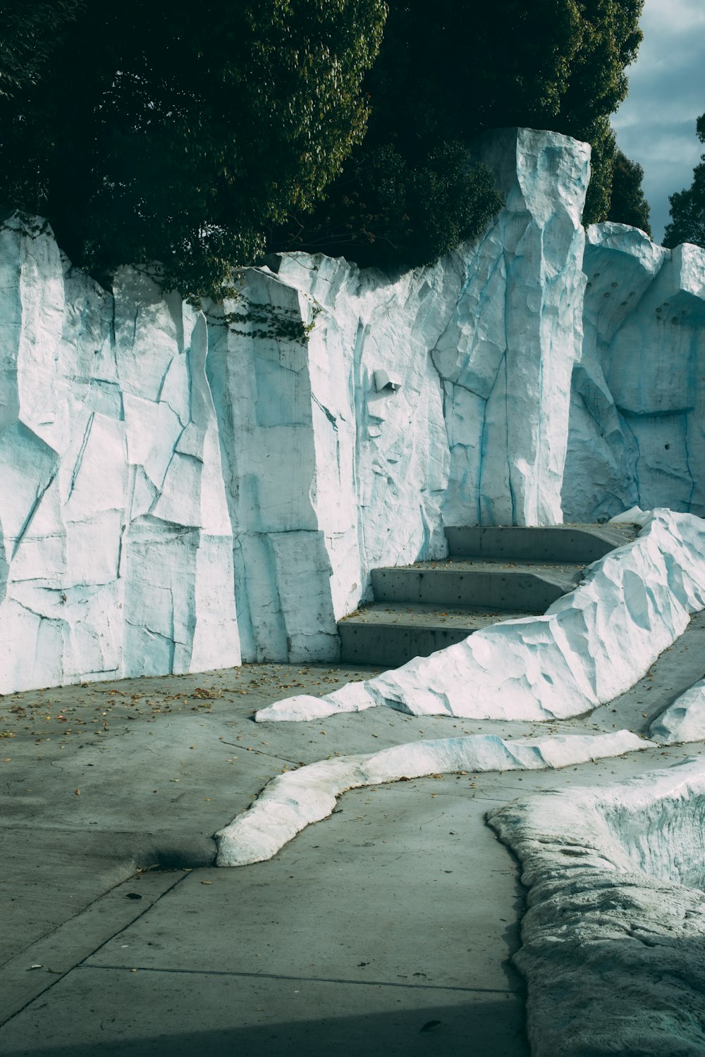 white concrete wall during daytime