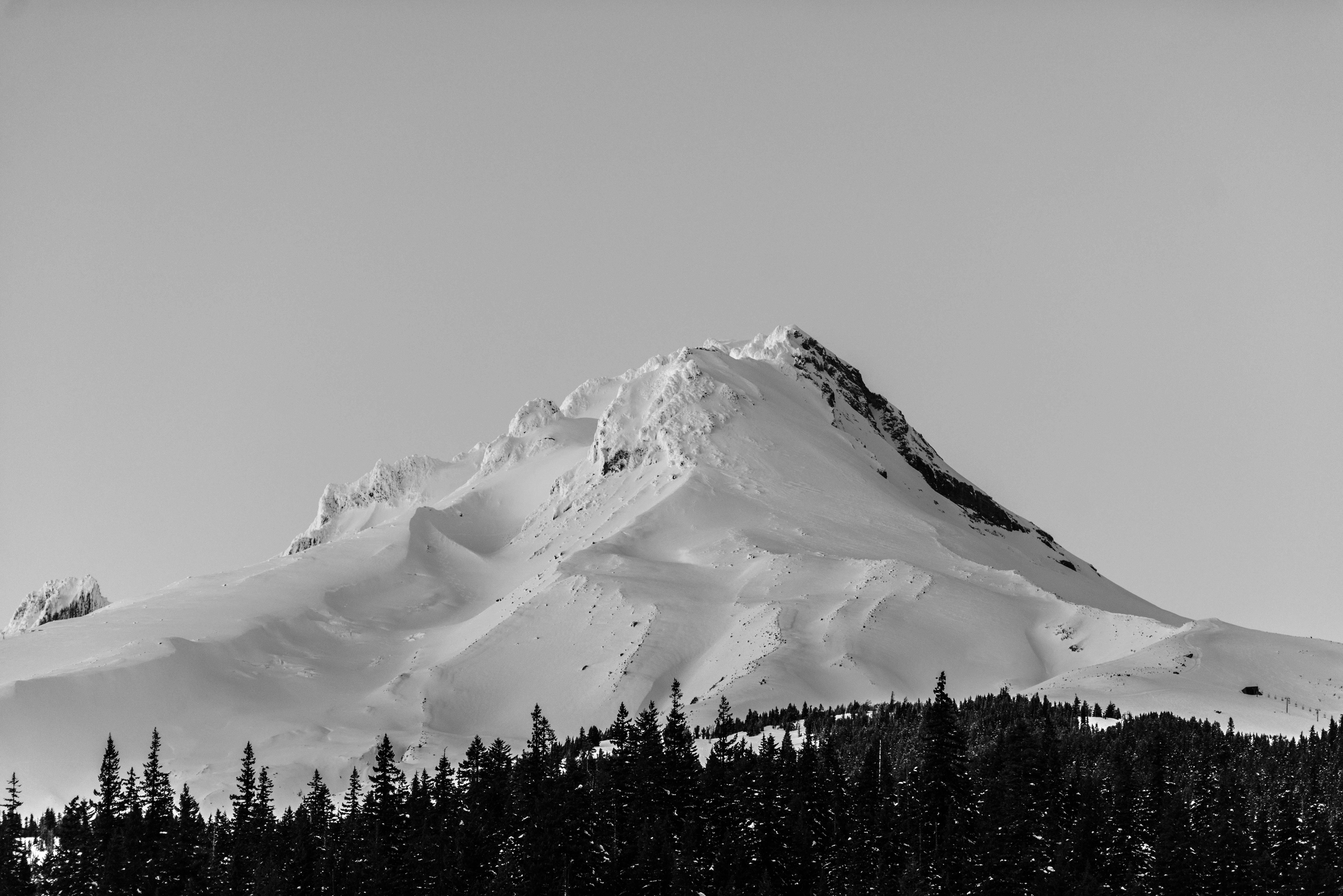 Free Unsplash photo from Andres Arochi