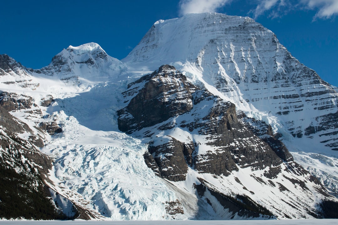 travelers stories about Glacial landform in Mount Robson, Canada