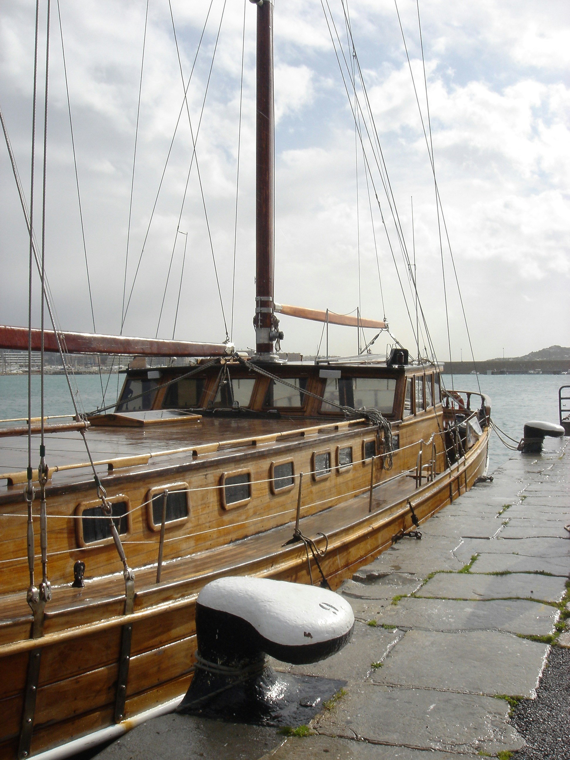 Free Unsplash photo from Chubb Productos