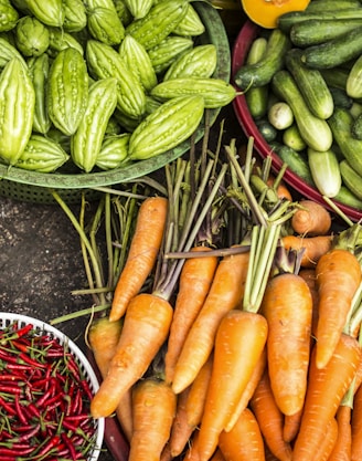 bundle of assorted vegetable lot