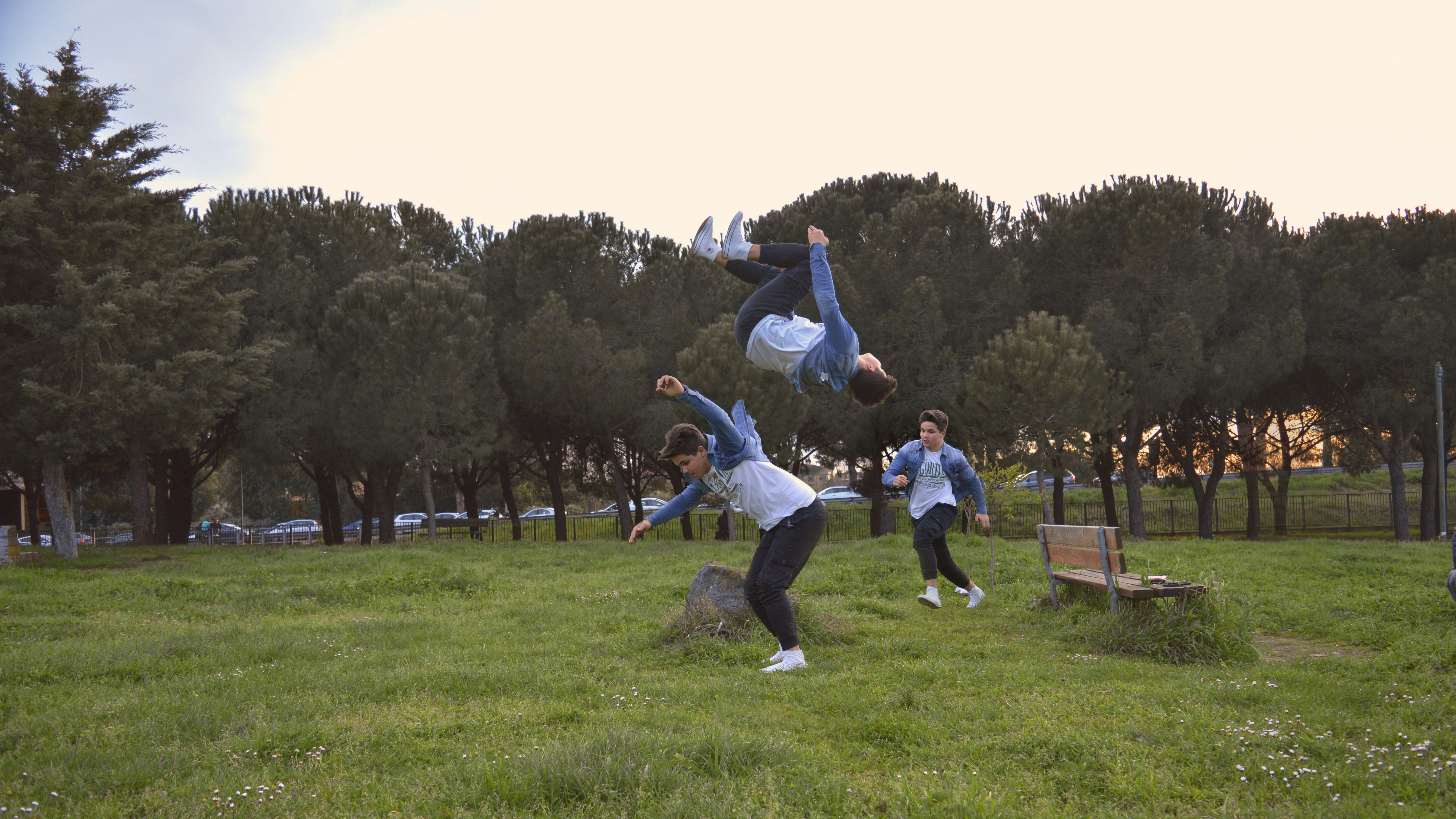 Free Unsplash photo from VIK'PHOTO