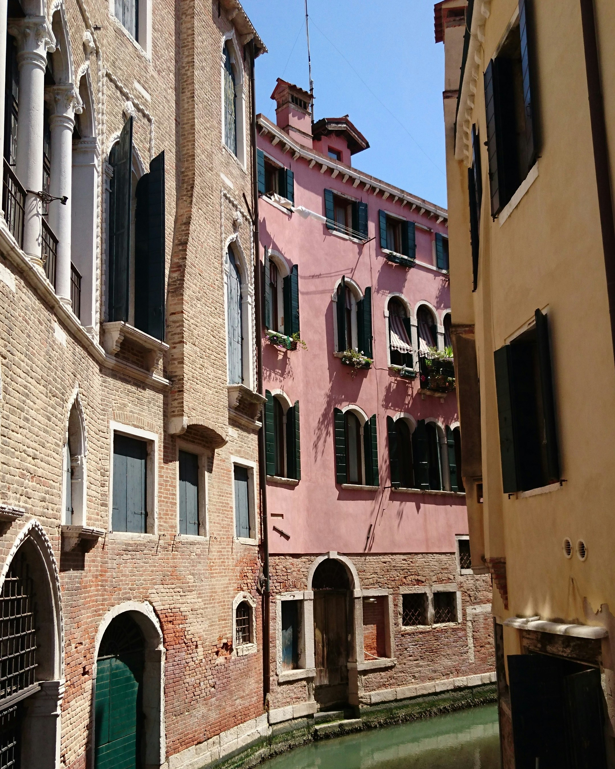 Free Unsplash photo from Jarle Glittenberg