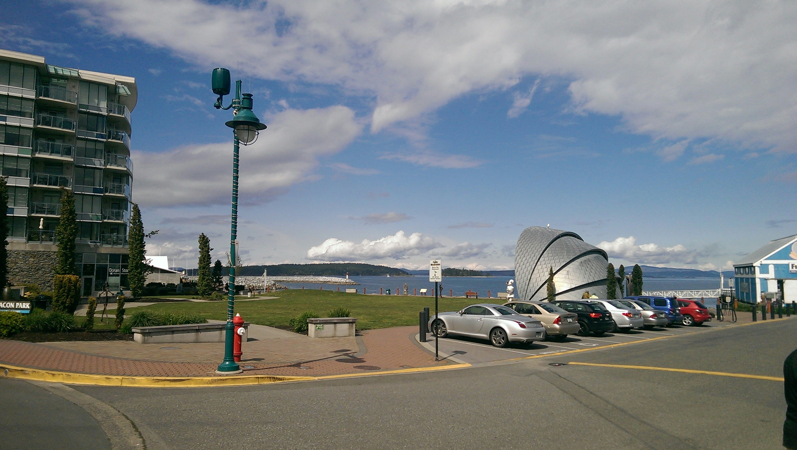 Free Unsplash photo from Glen John