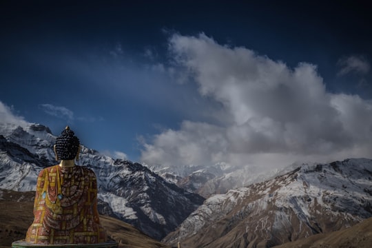 rule of thirds of statue in Spiti Valley India
