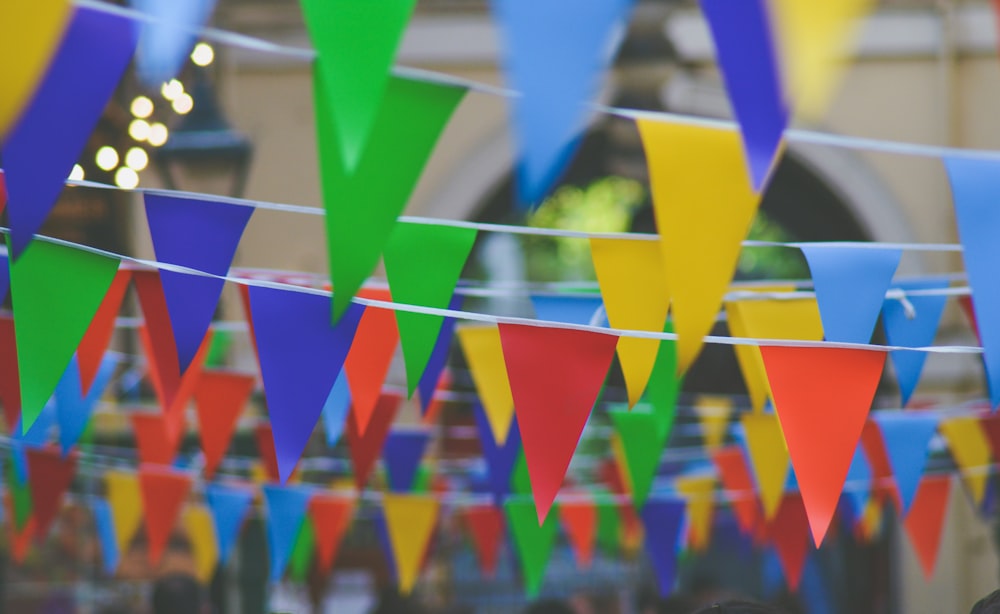 banderines de colores variados