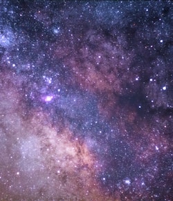 The stars and galaxy as seen from Rocky Mountain National Park.