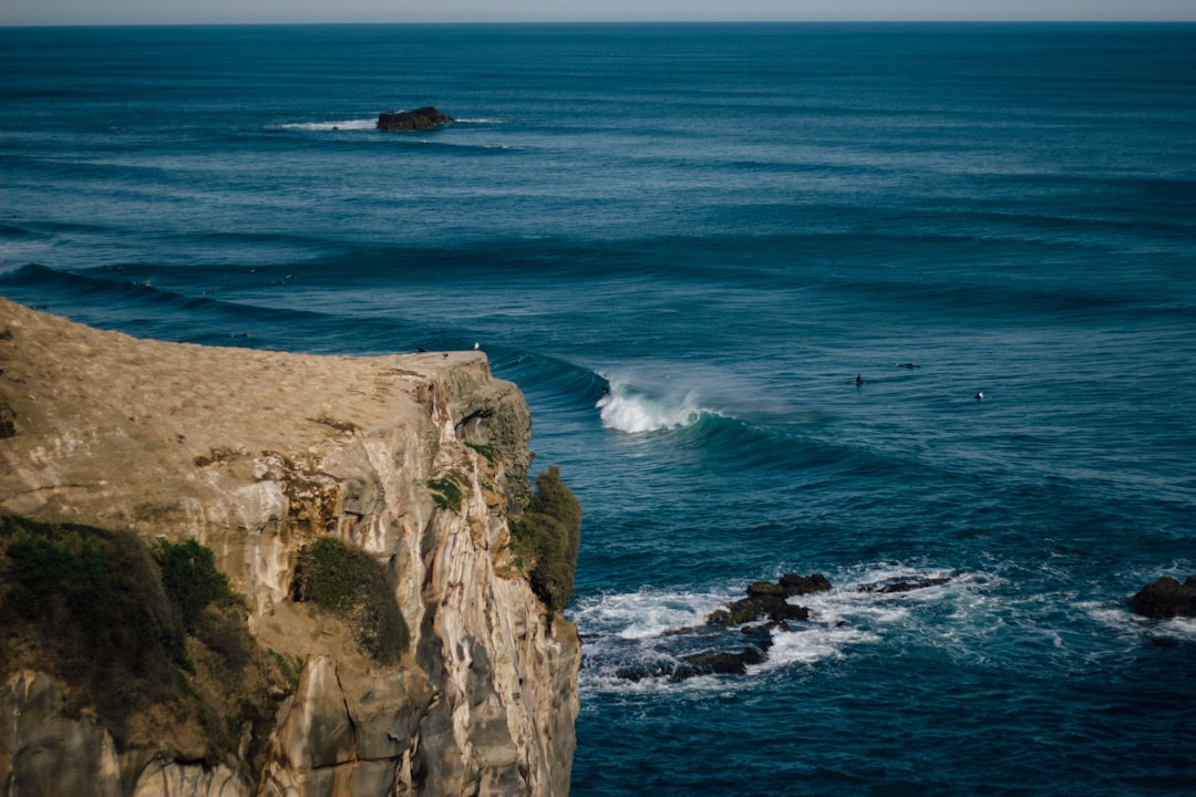 Cliff photo spot Maori Bay Whangaparaoa