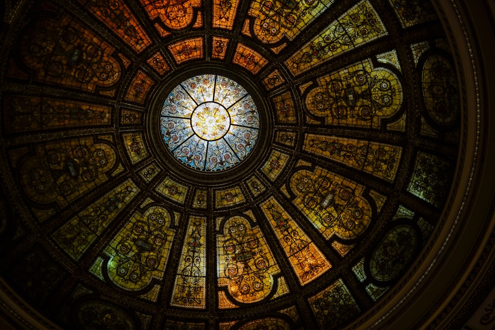 Ceiling Rose Pictures Download Free Images On Unsplash