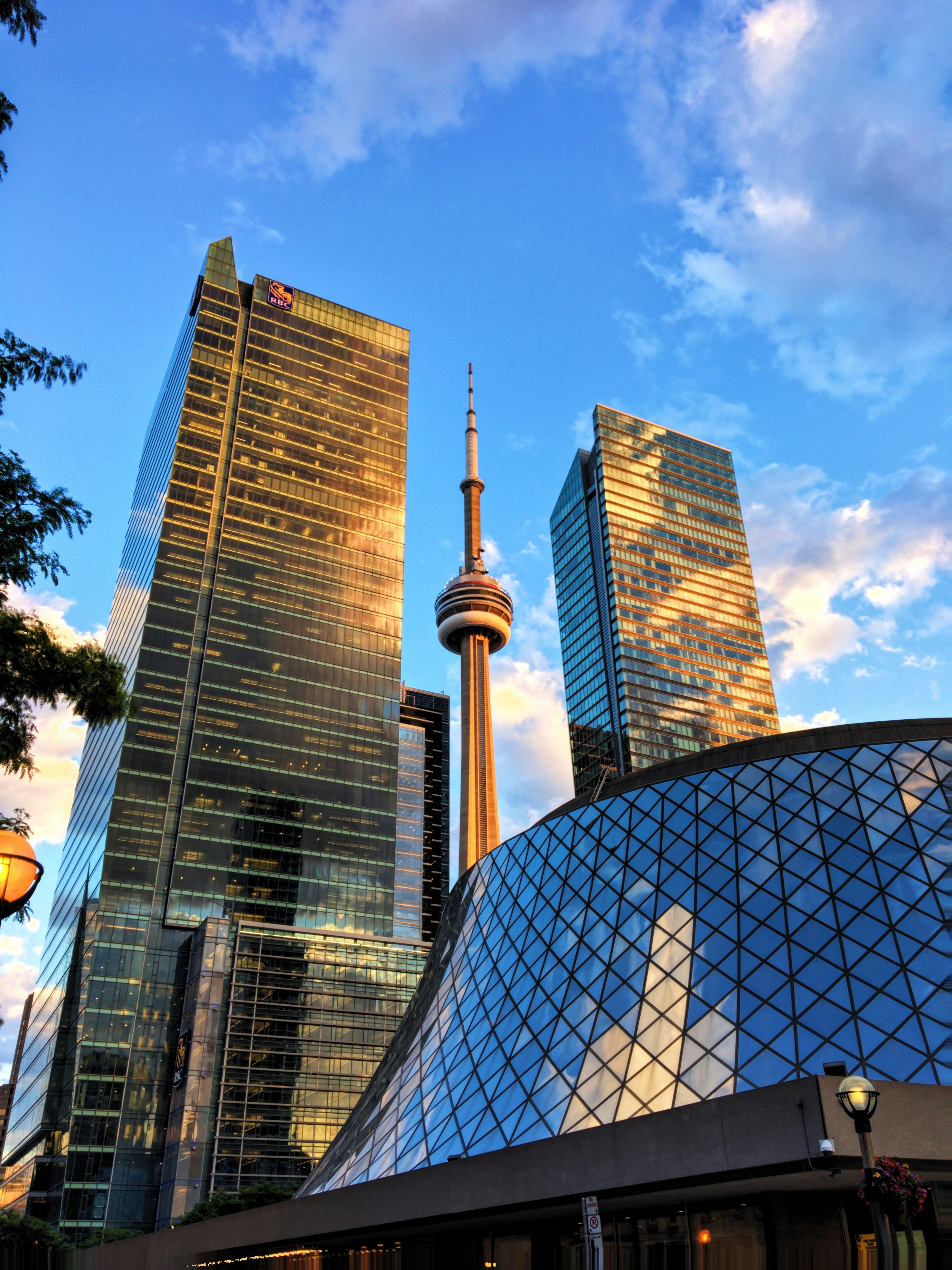 Free Unsplash photo from Daniel Valois