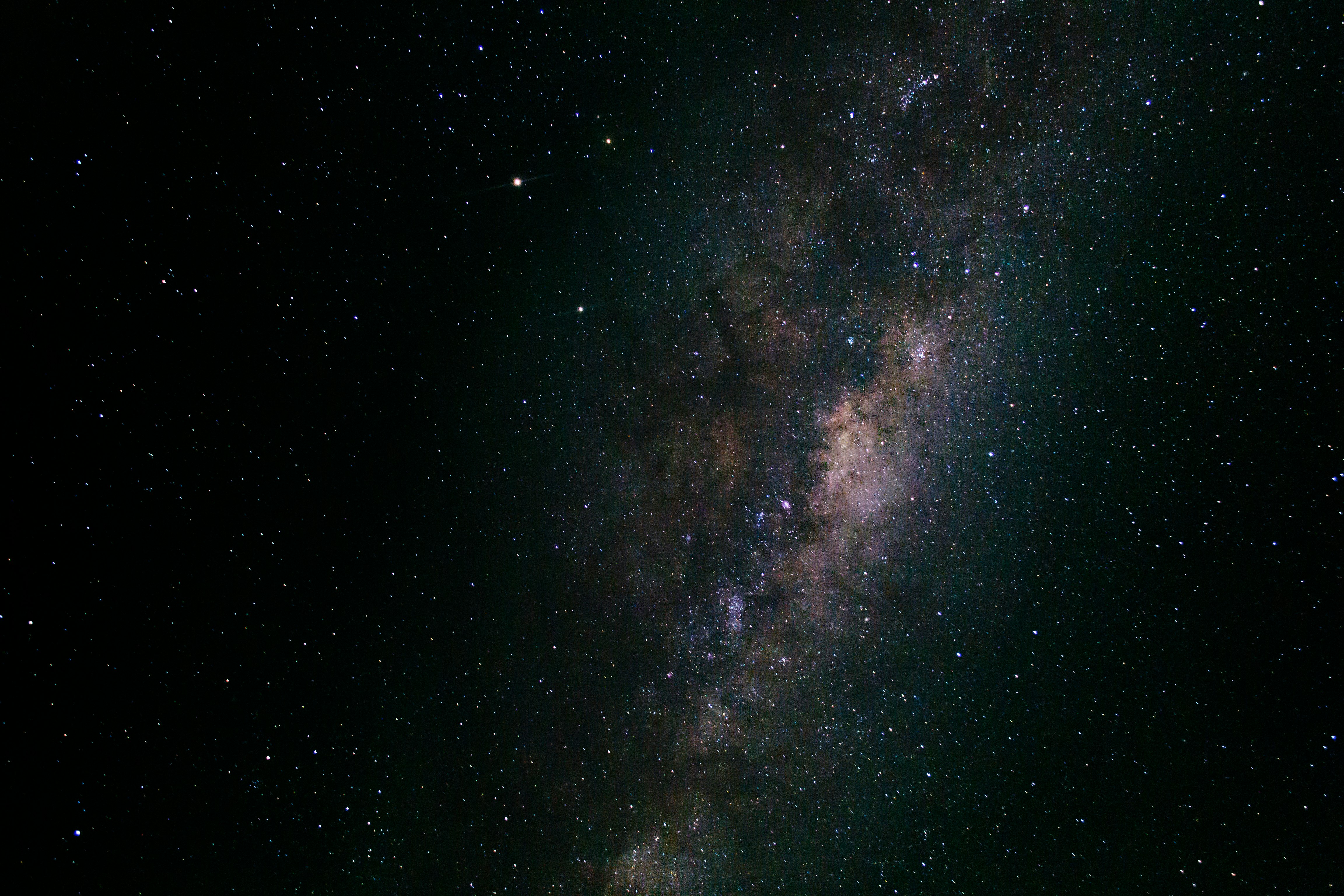 galaxy during nighttime