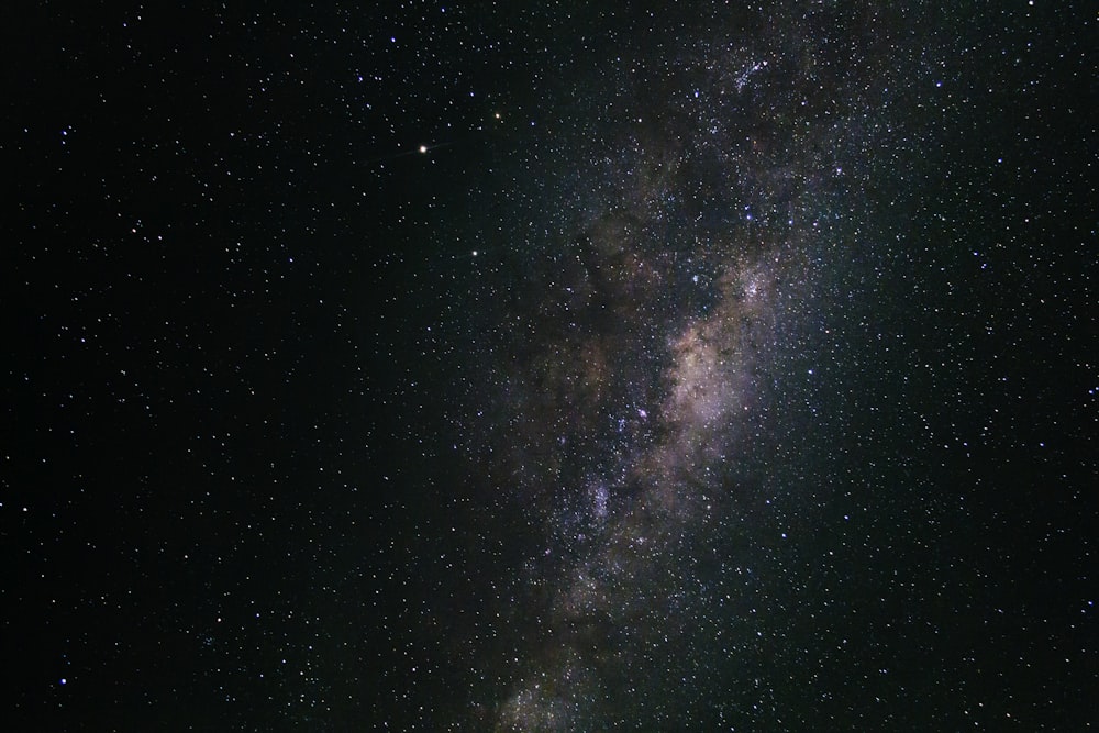 galaxy during nighttime