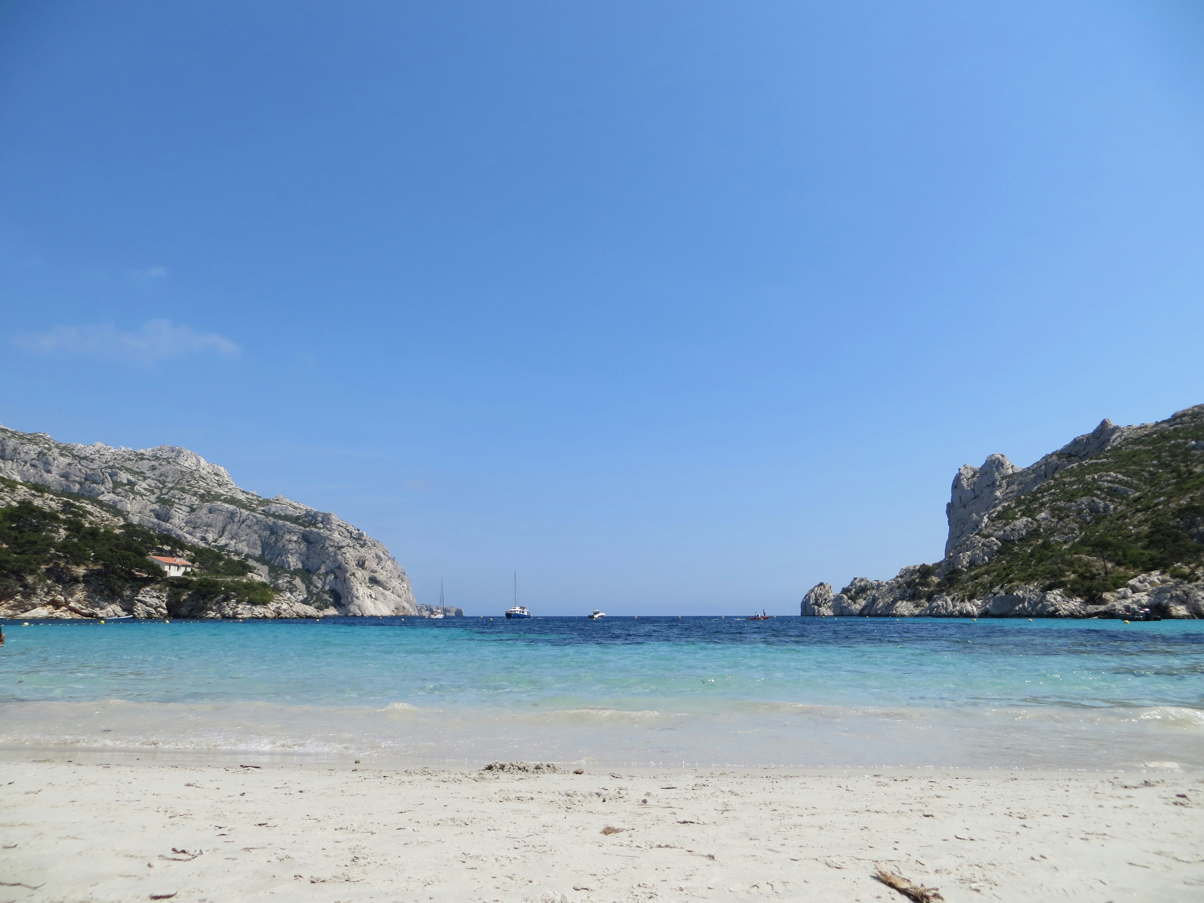 Free Unsplash photo from Roxane VEISSIERE