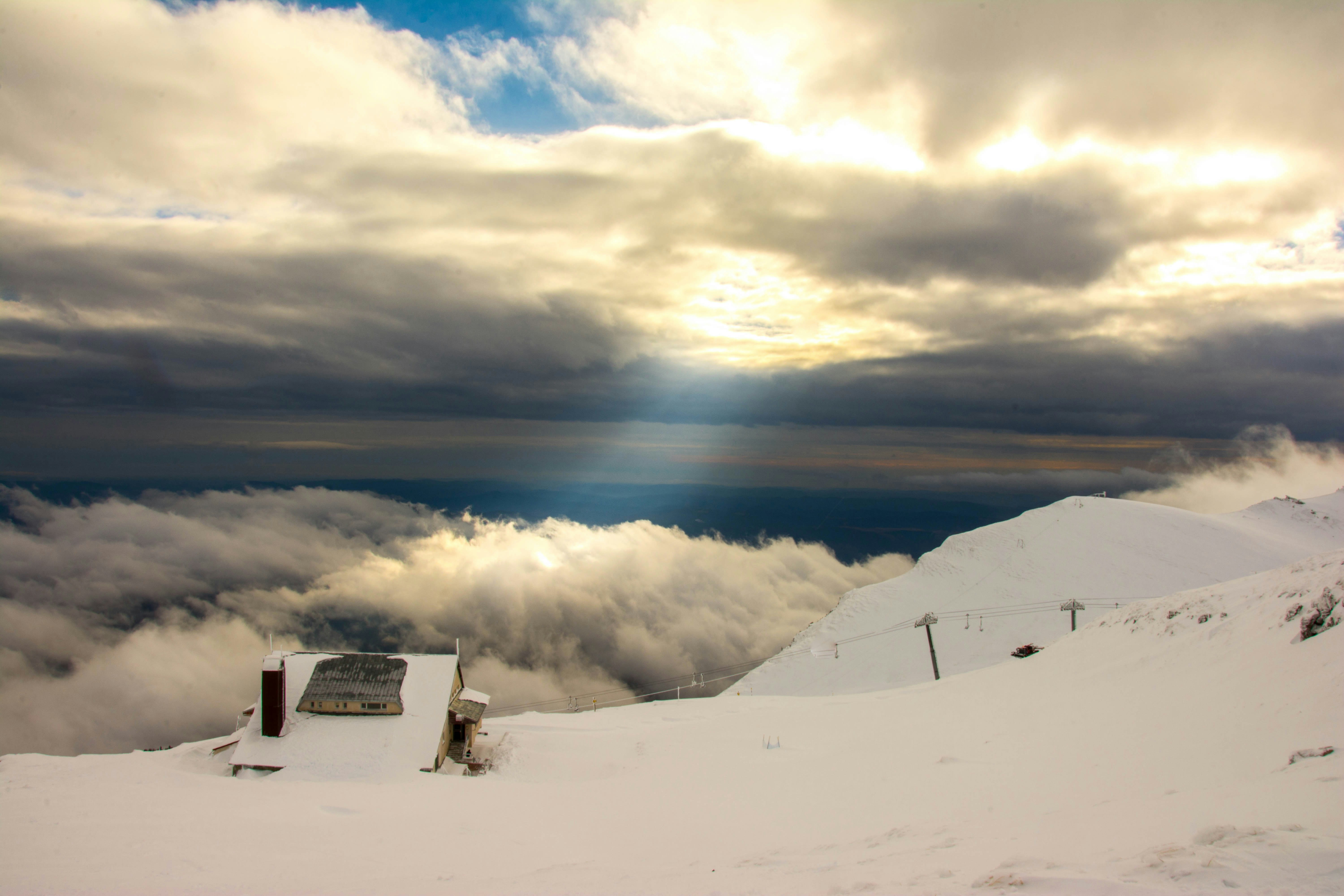 Free Unsplash photo from Ionut  Costache