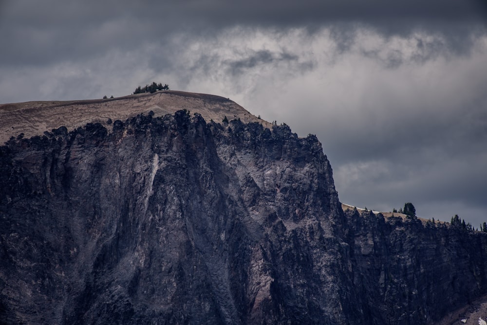 brown rock mountain