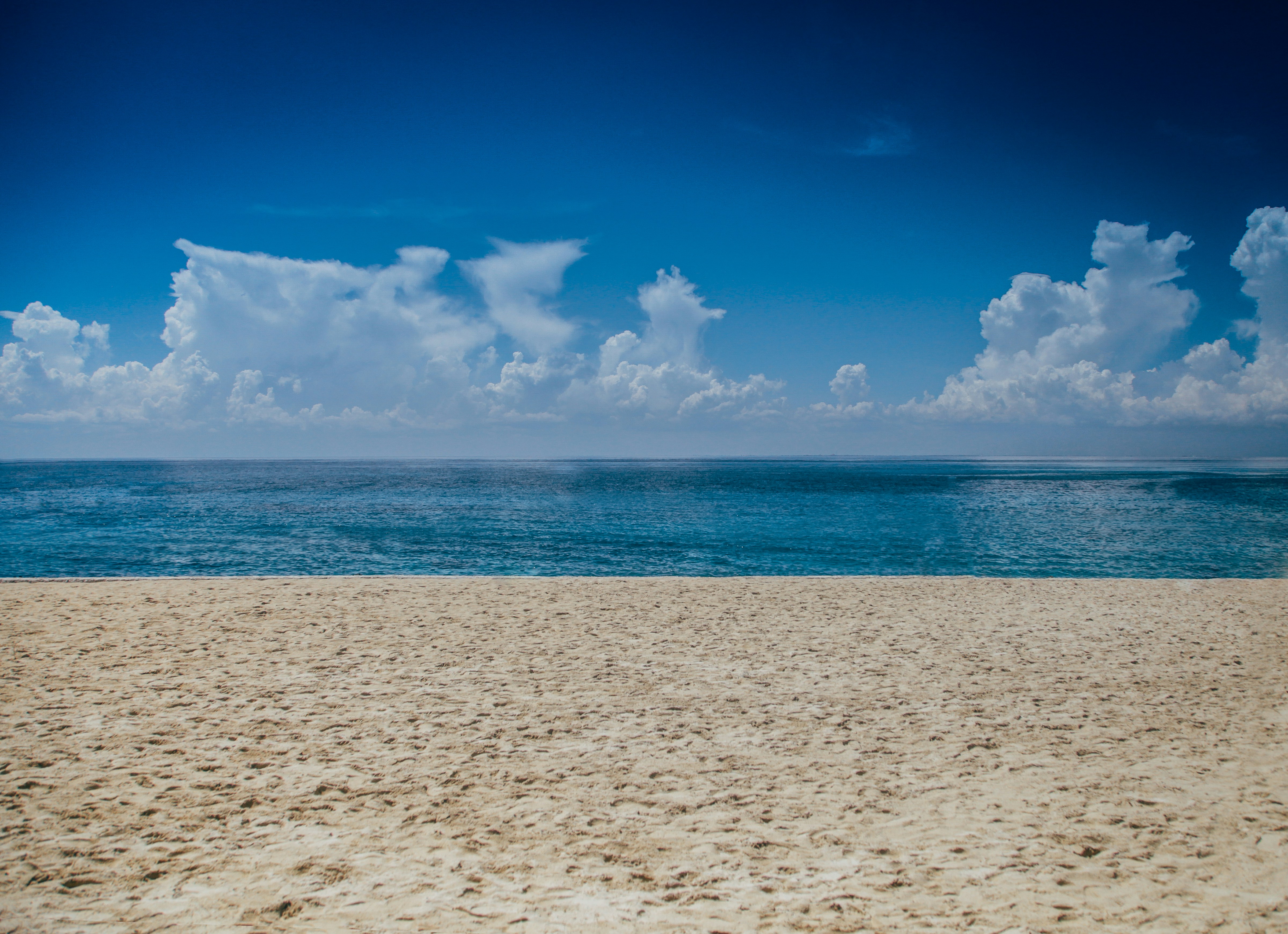 Ocean so blue